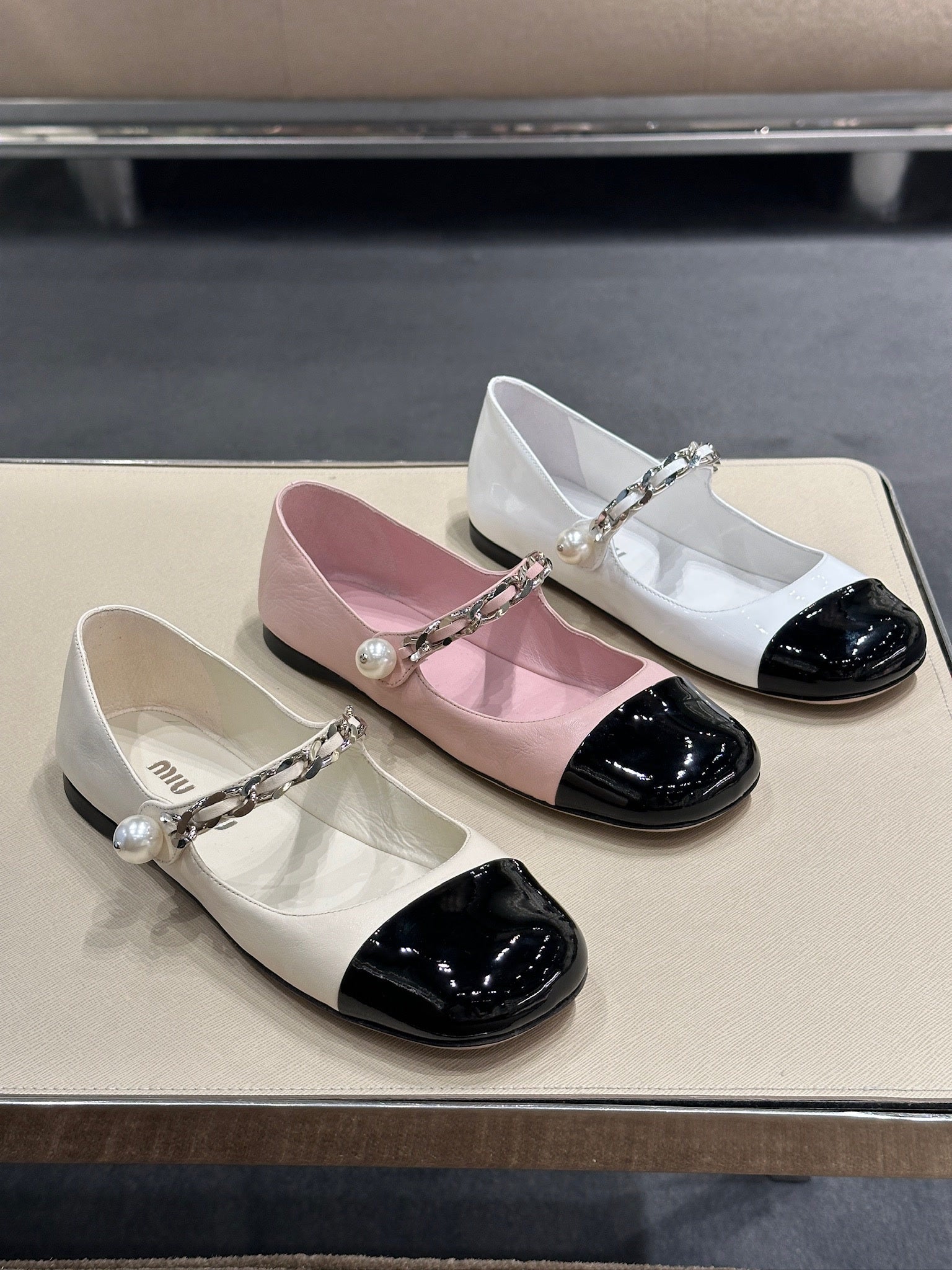 Miu Miu FlatsMiu Miu