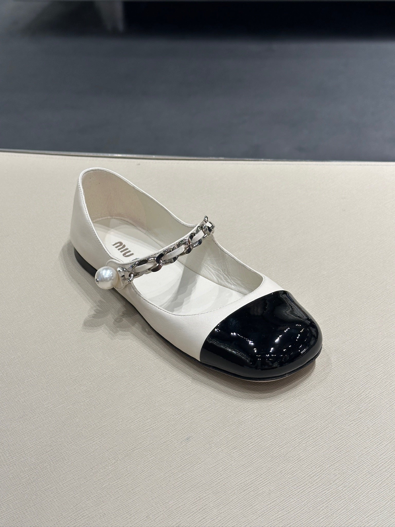 Miu Miu FlatsMiu Miu