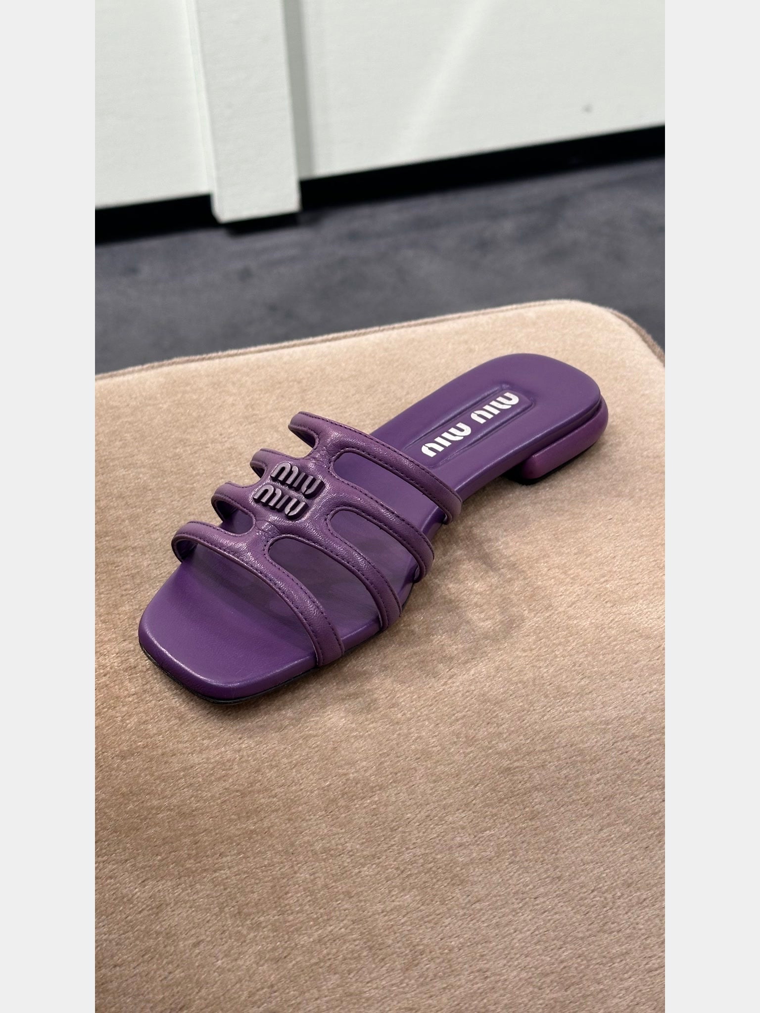 Miu Miu UnknownMiu Miu