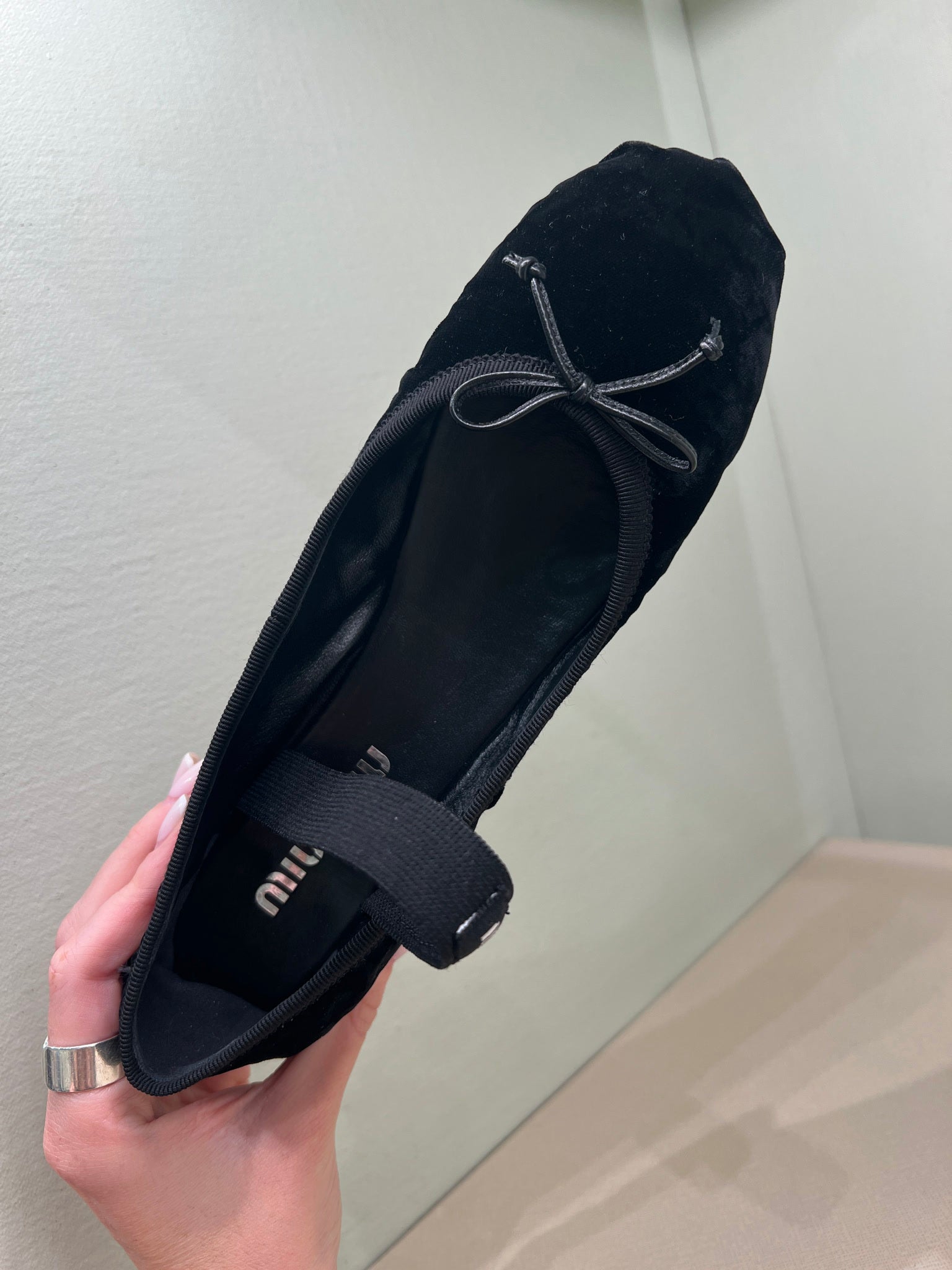 Miu Miu Velvet ballet flats blackMiu Miu
