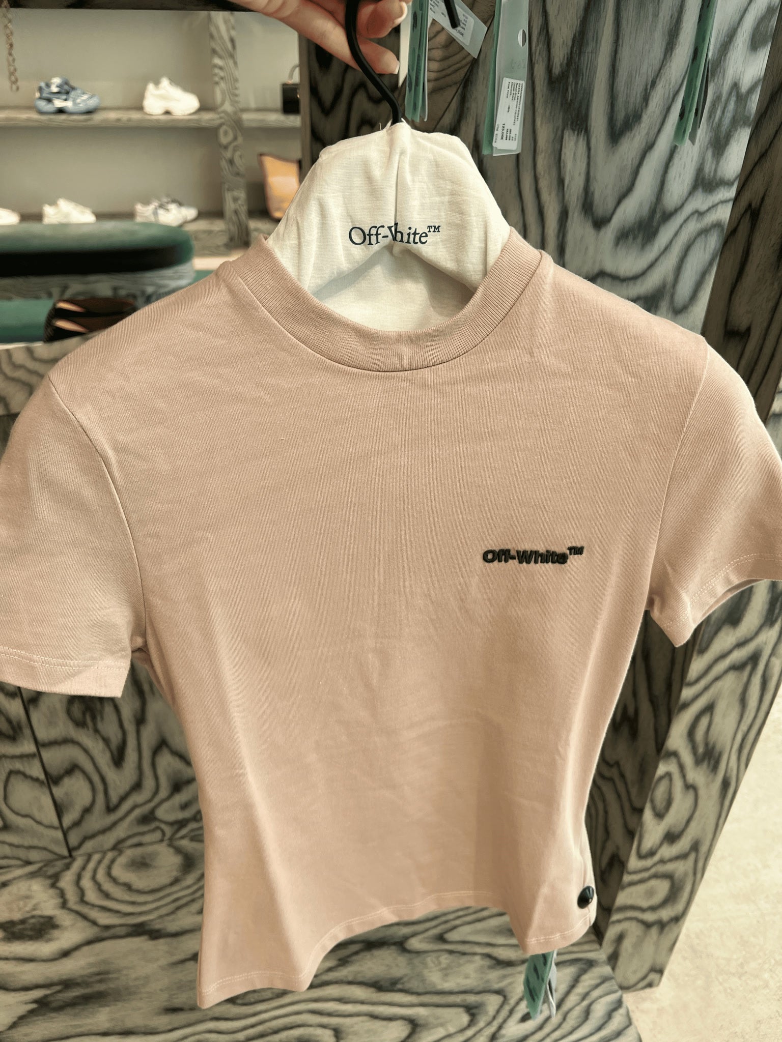 Off - White Damski T-shirt Helvetica FittedOff - white