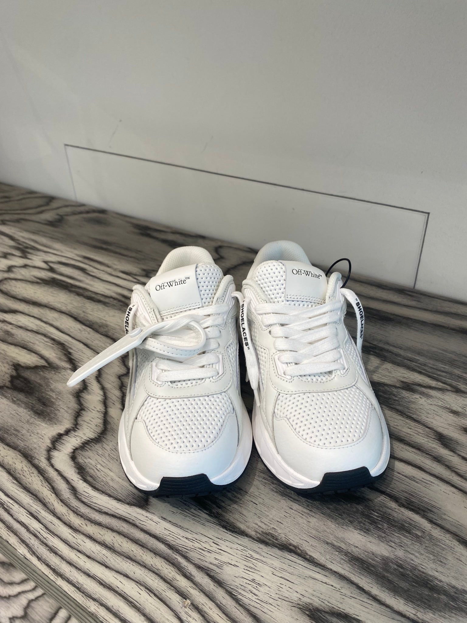 Off - White Damskie buty skórzane białeOff - white