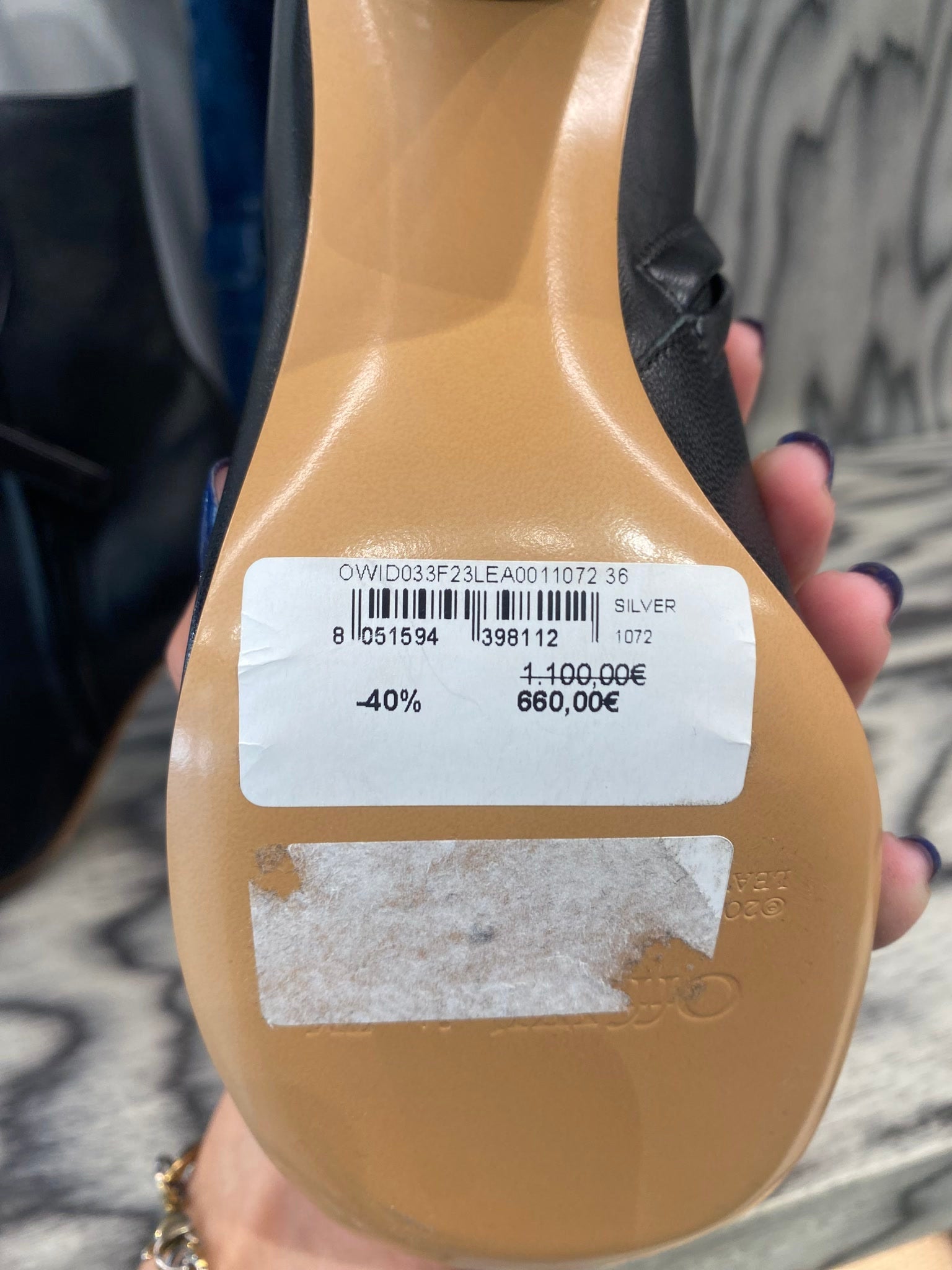 Off - White Damskie sandały skórzane srebrneOff - white