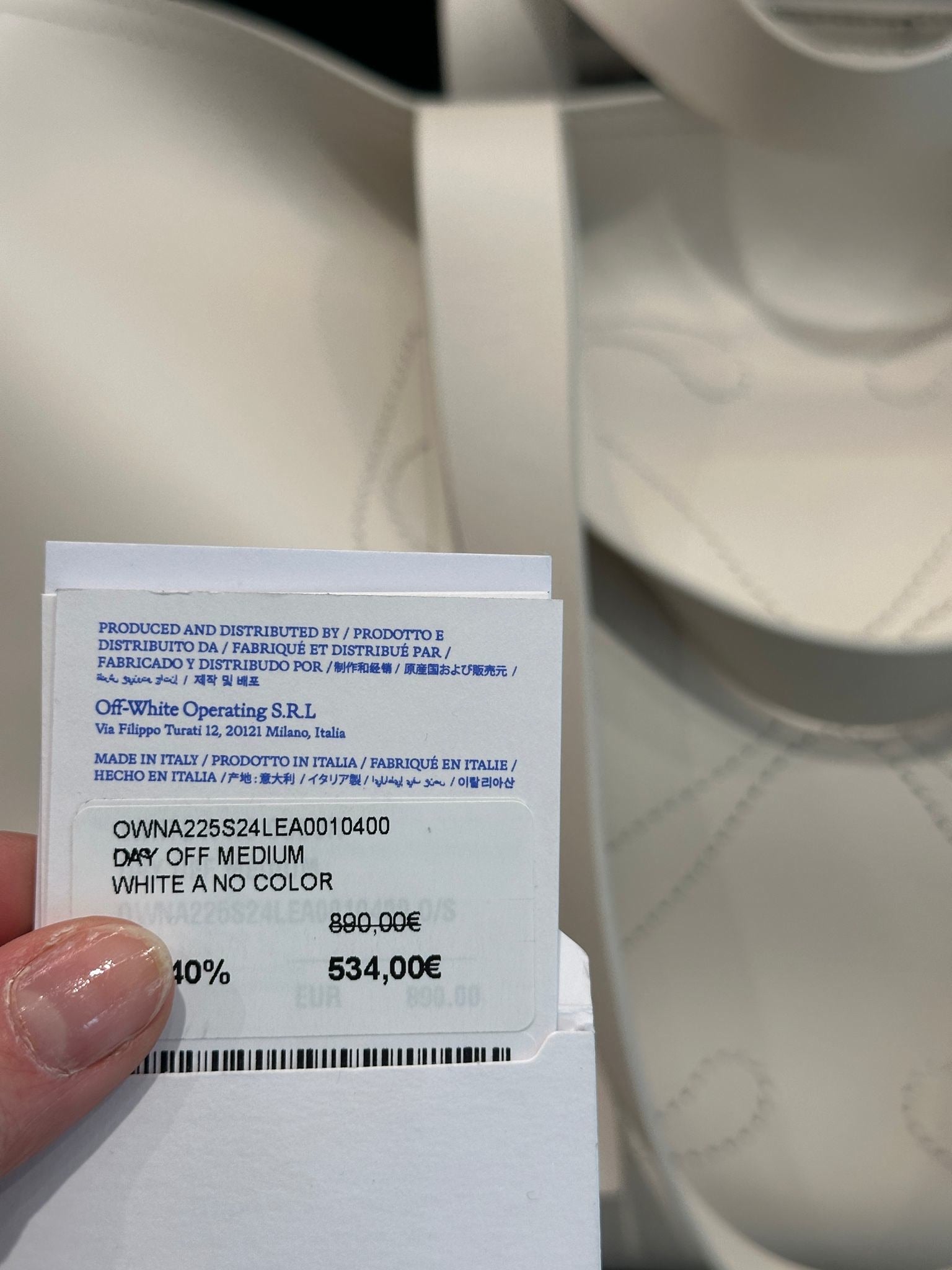Off - White Day Off MediumOff - White