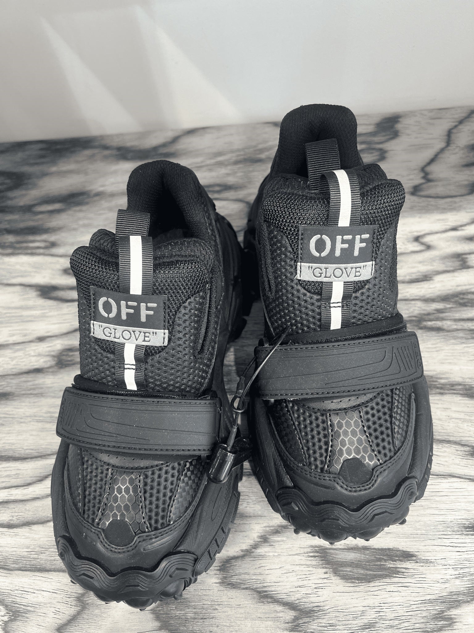 Off - White Glove Slip On czarneOff - white