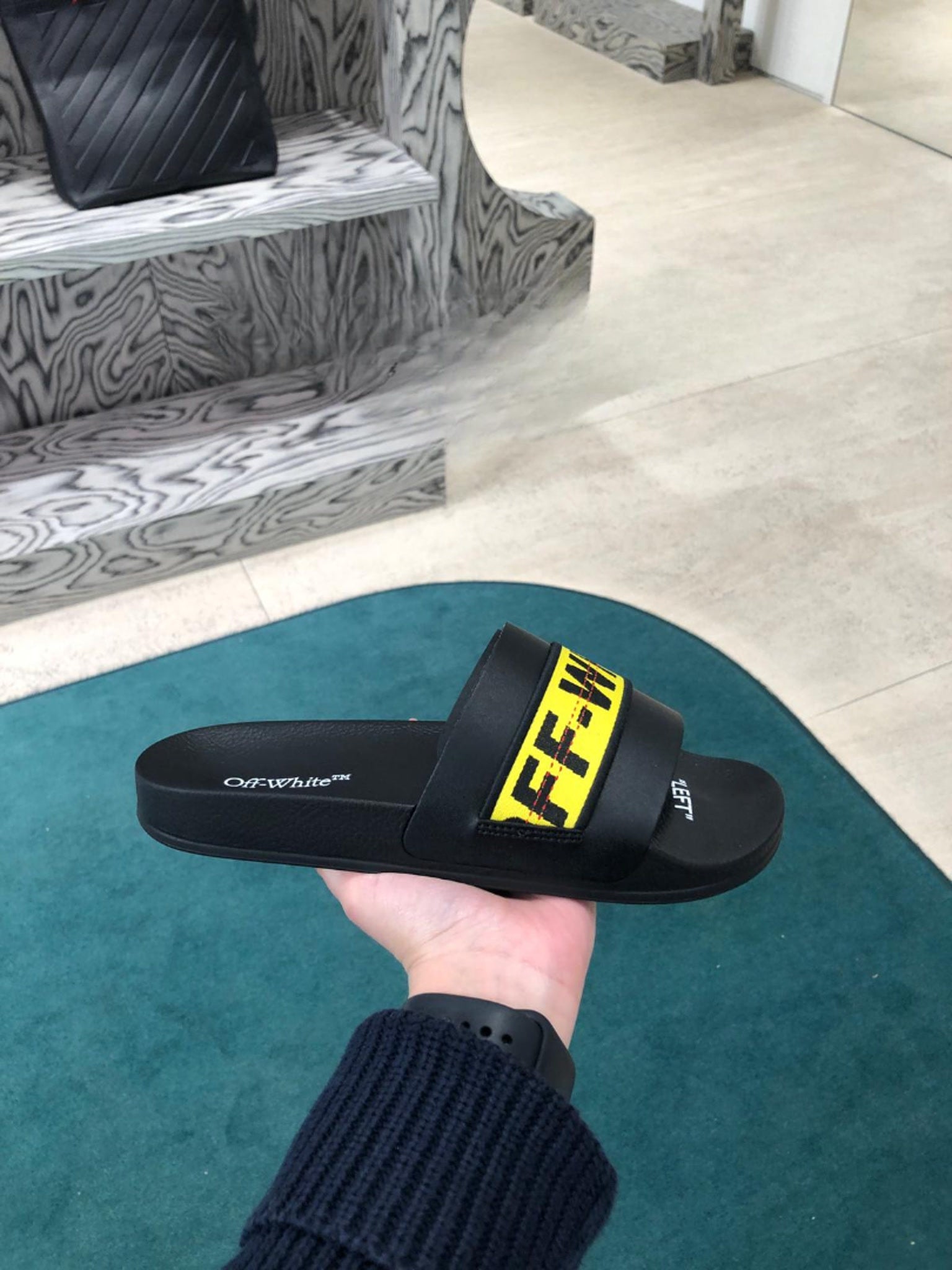 Off - White SlideOff - White