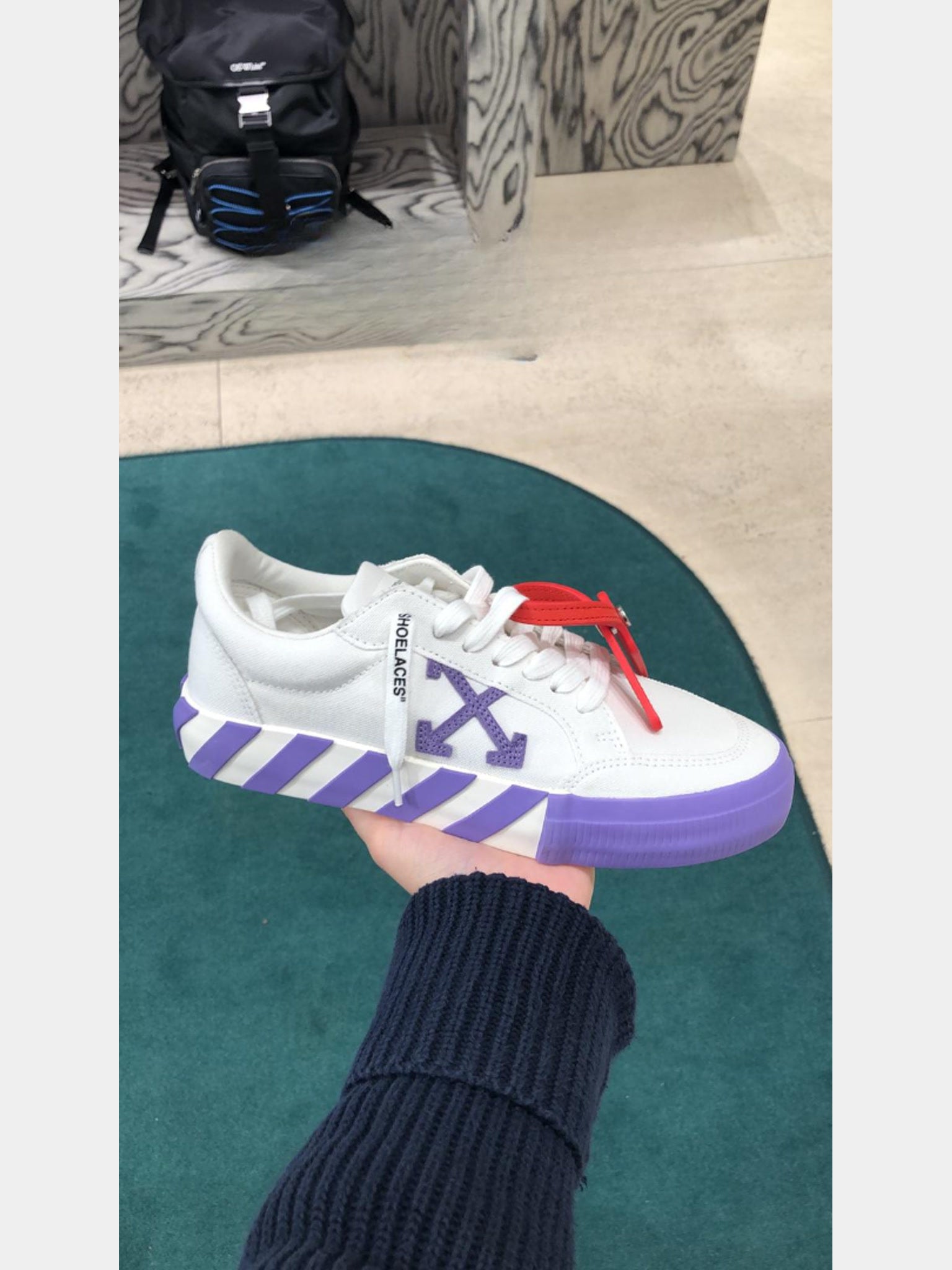 Off - White SneakersOff - White