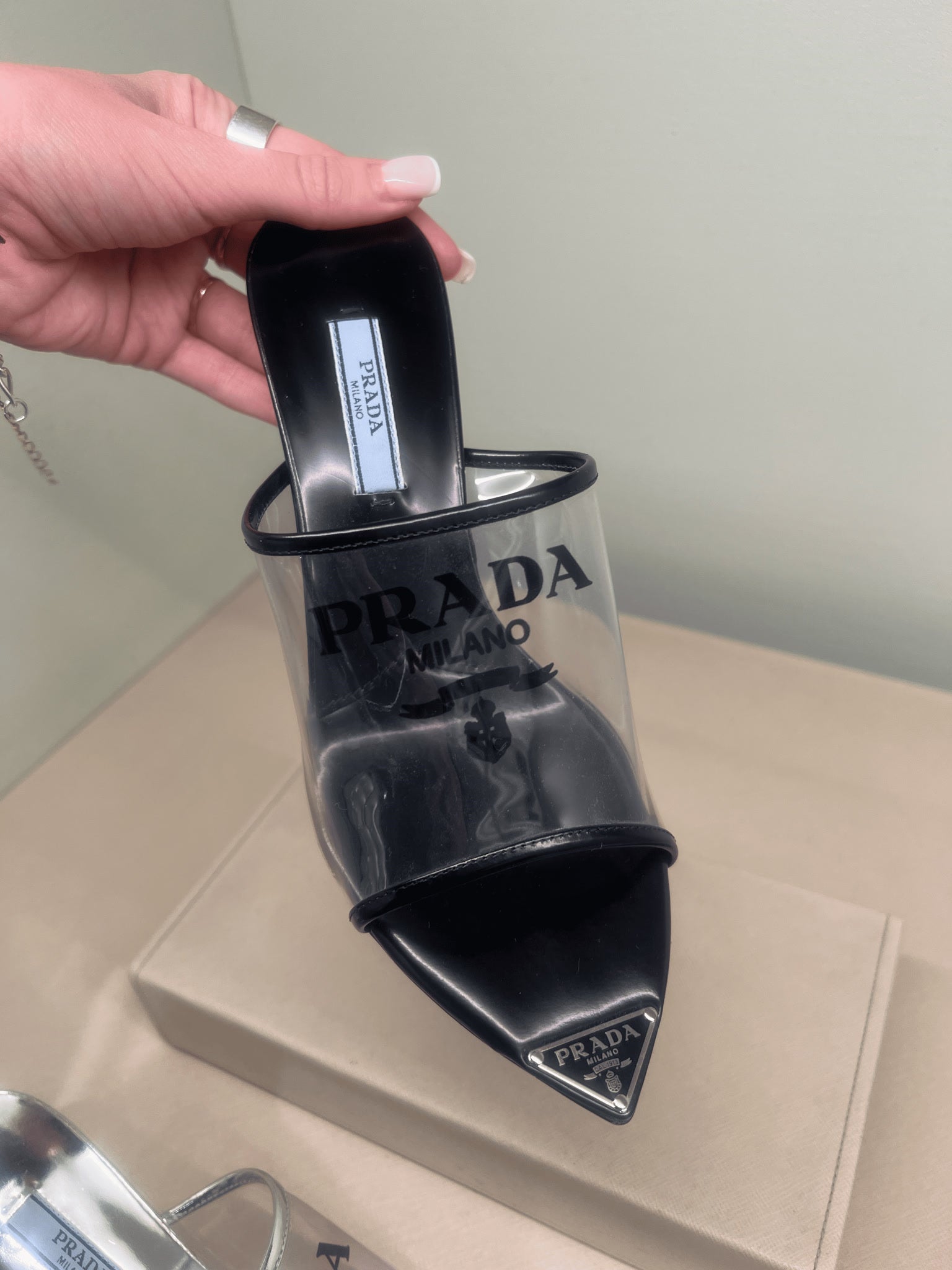 Prada Buty Damskie Czarne 36Prada