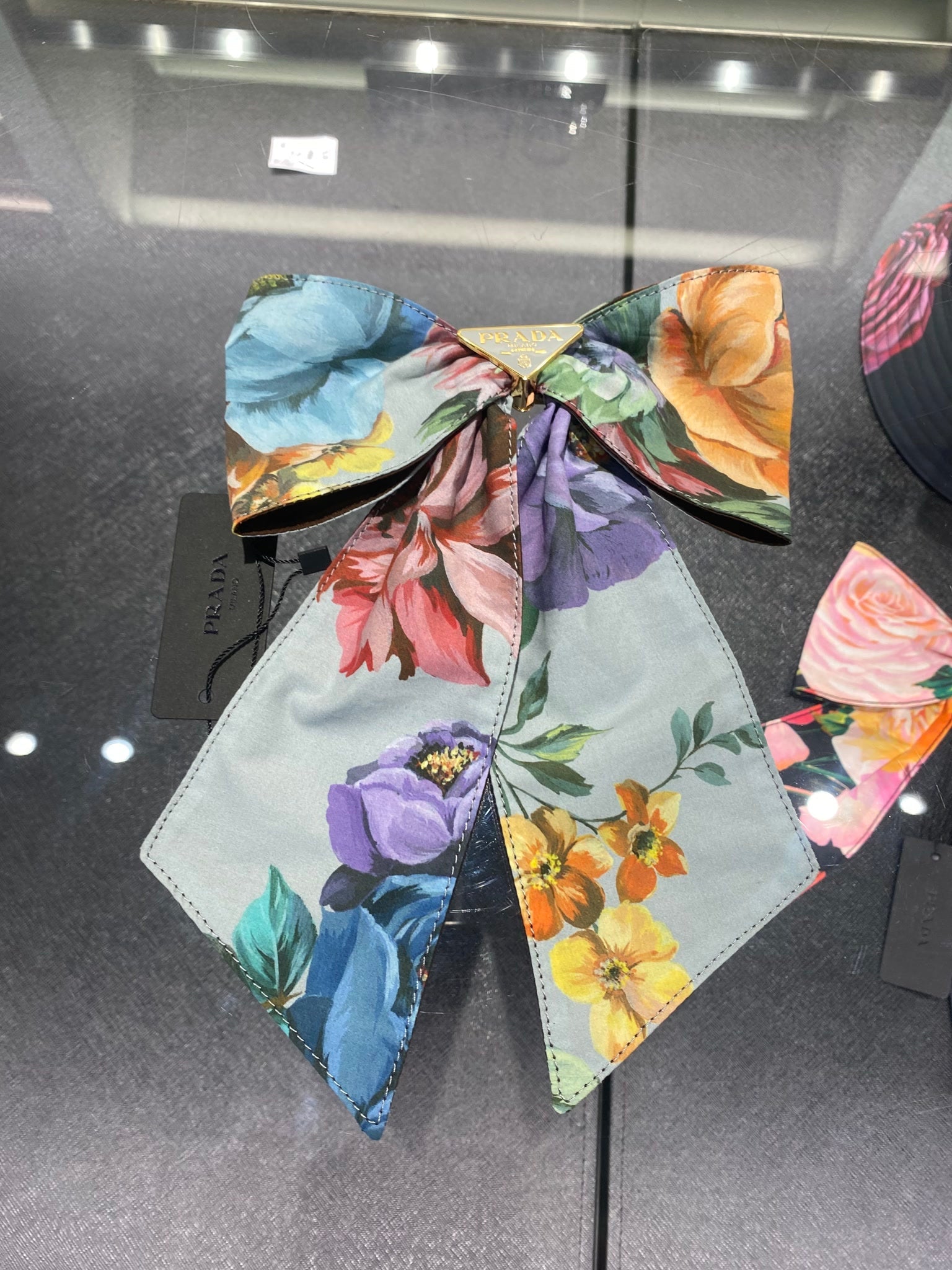 Prada Damska apaszka w kwiatyPrada