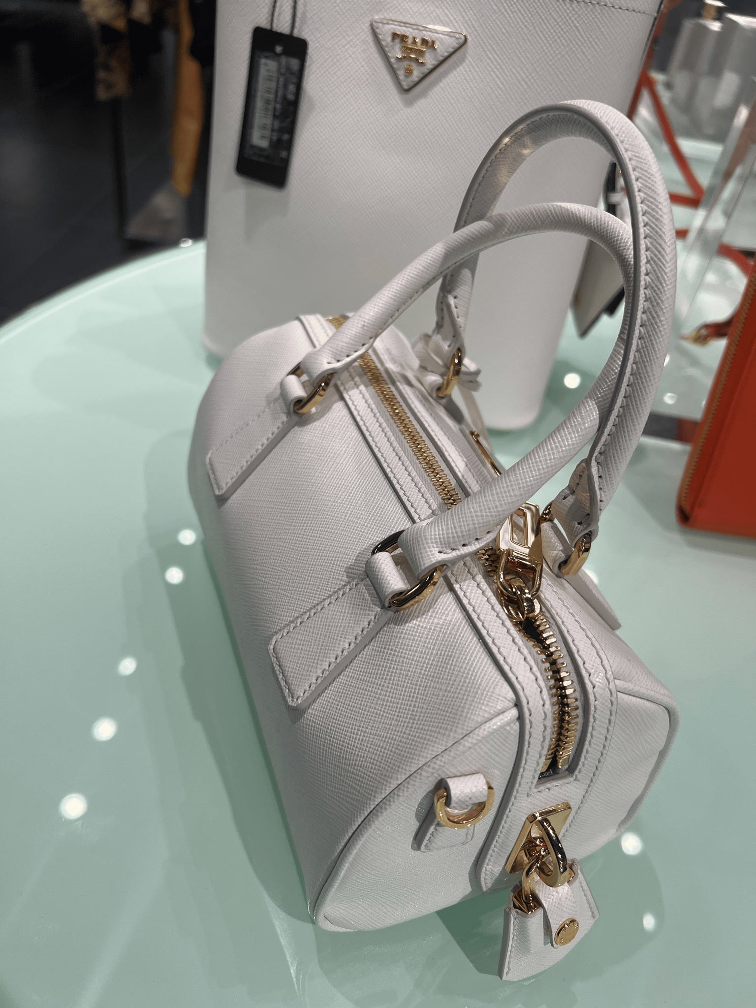 Prada Damska torebka biała skórzanaPrada