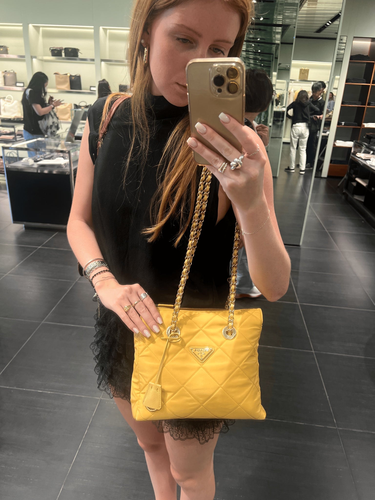 Prada Damska torebka na ramię żółtaPrada