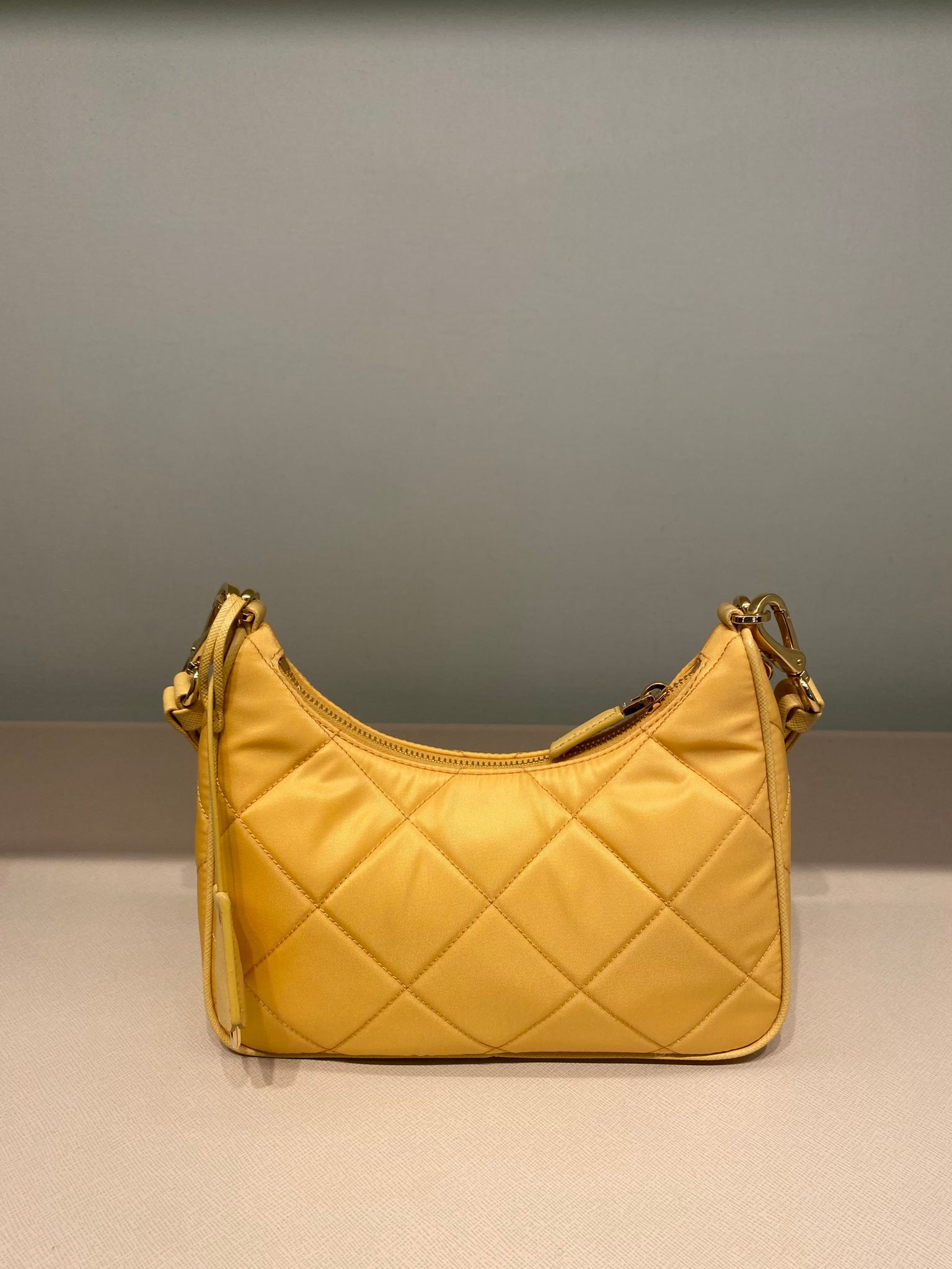 Prada Damska torebka na ramię żółtaPrada