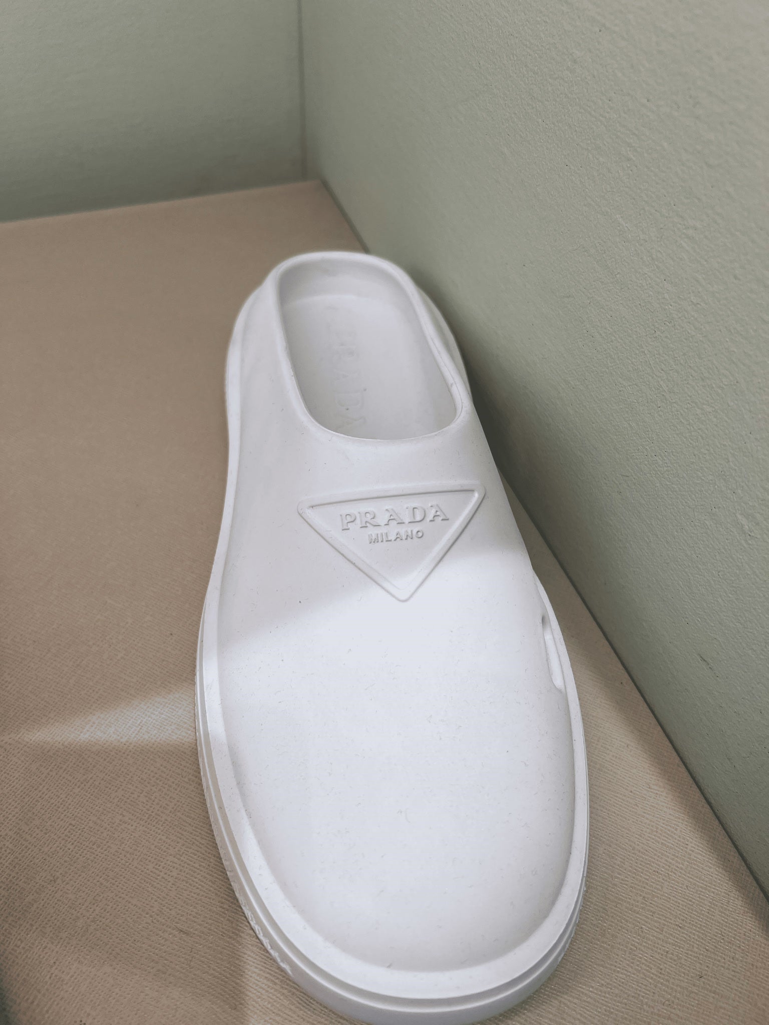 Prada Damskie białe butyPrada