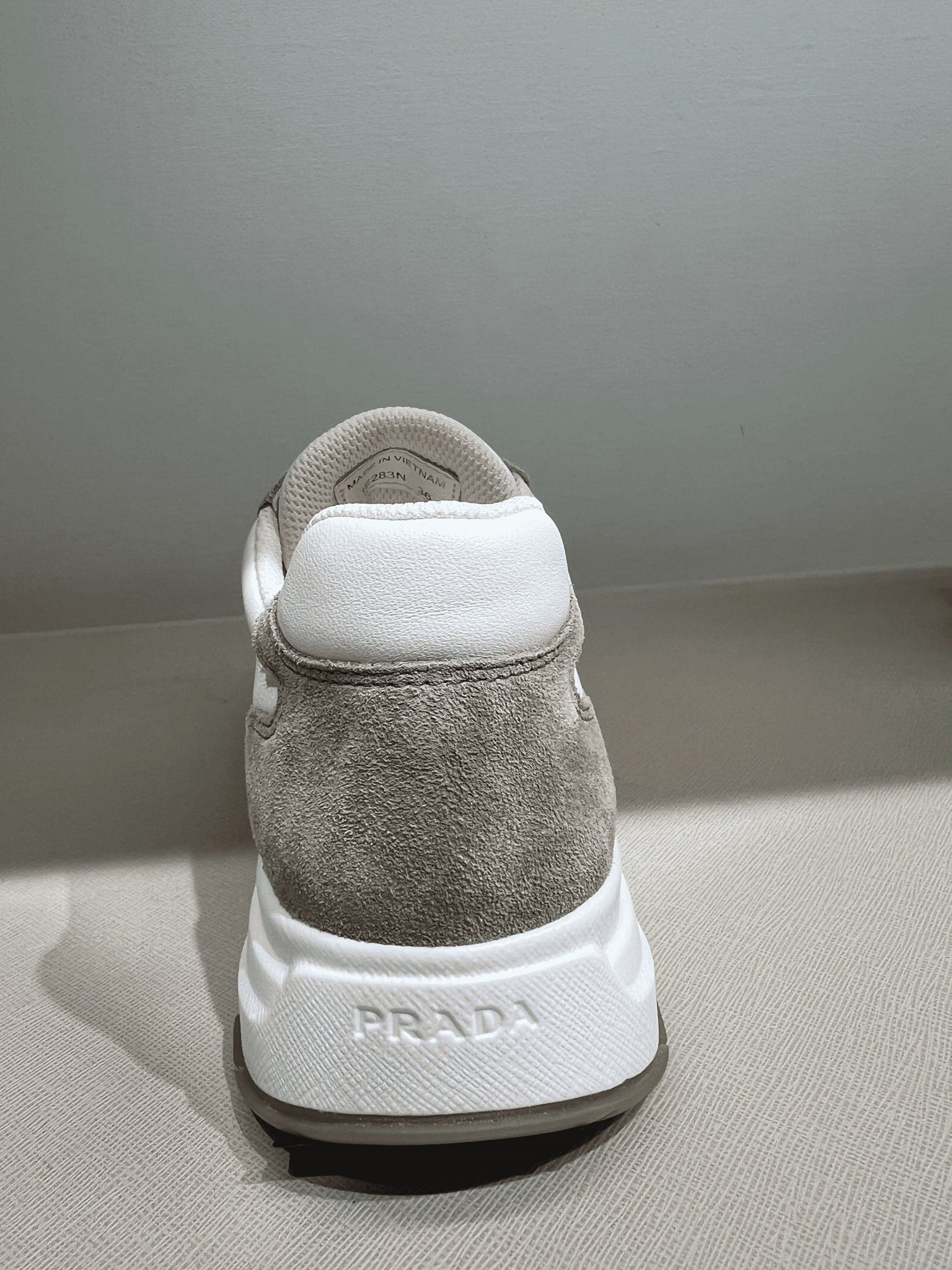 Prada Damskie buty beżowePrada