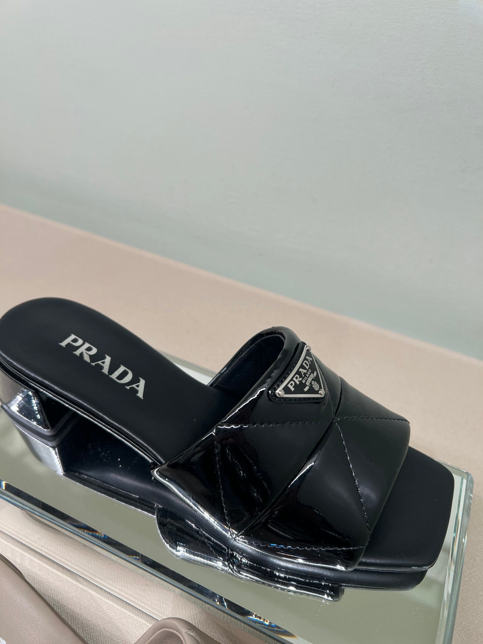 Prada Damskie buty czarne skóraPrada