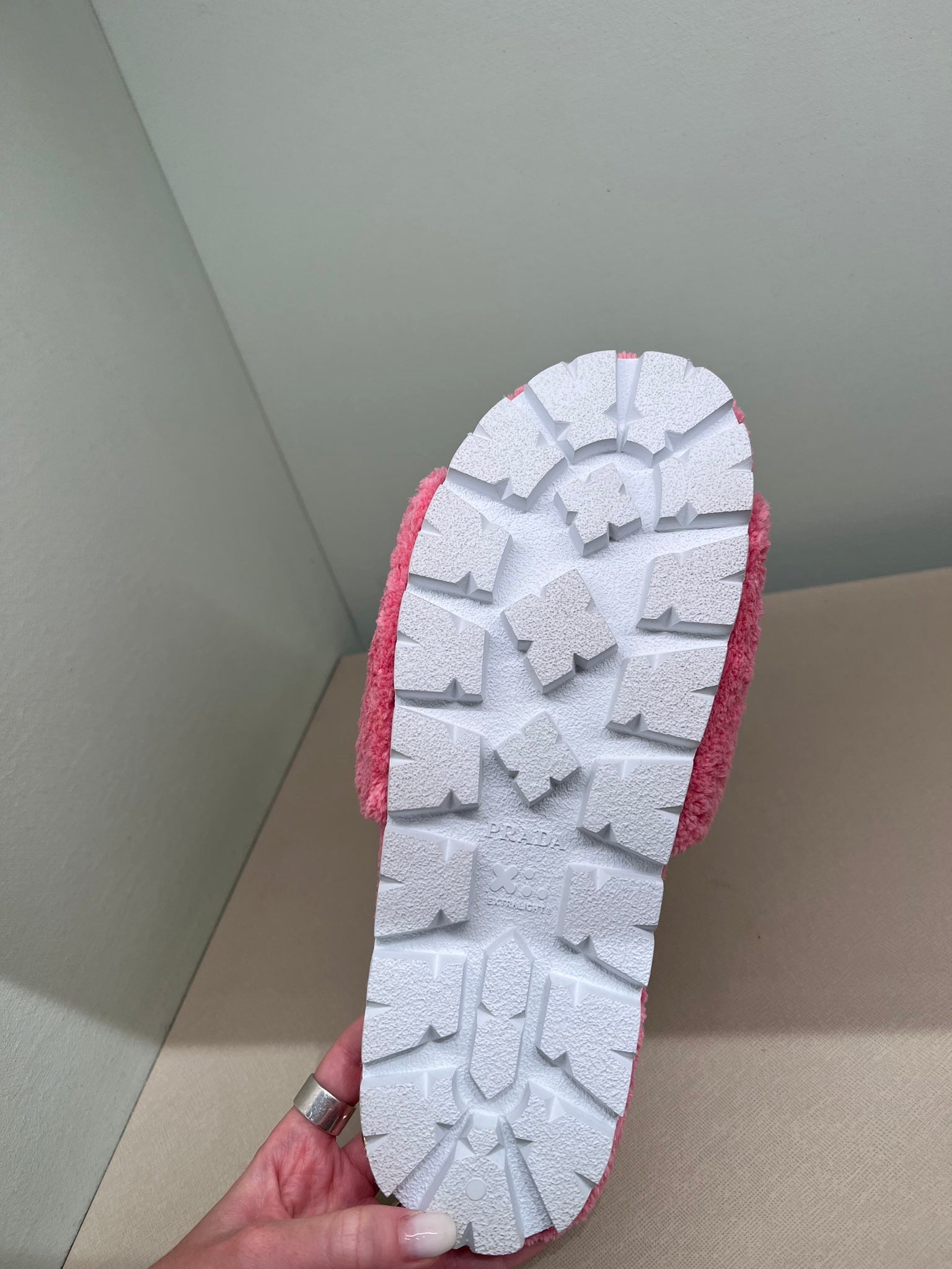 Prada Damskie buty różowe H39 F04GJPrada
