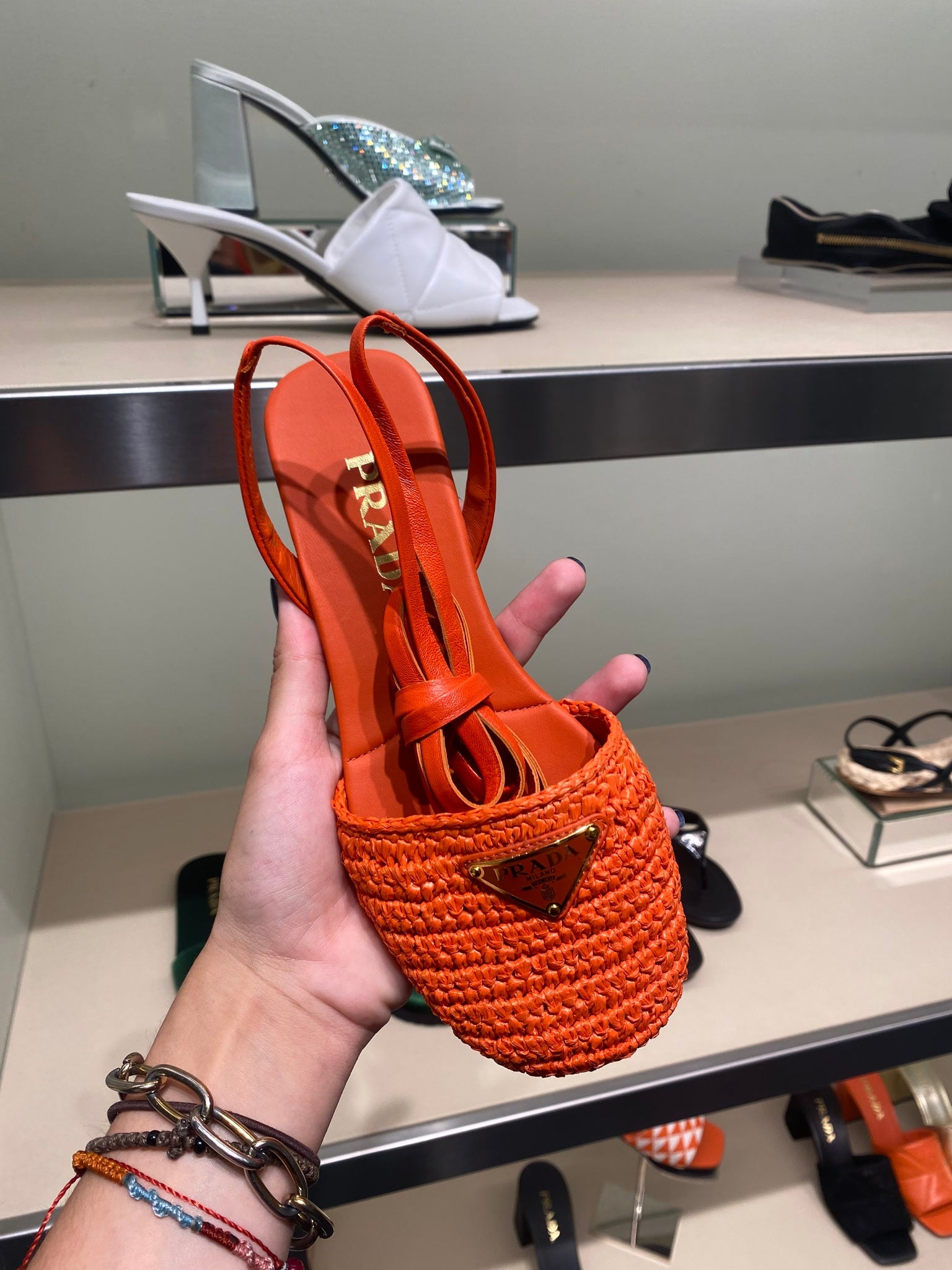 Prada Damskie klapki pomarańczowePrada