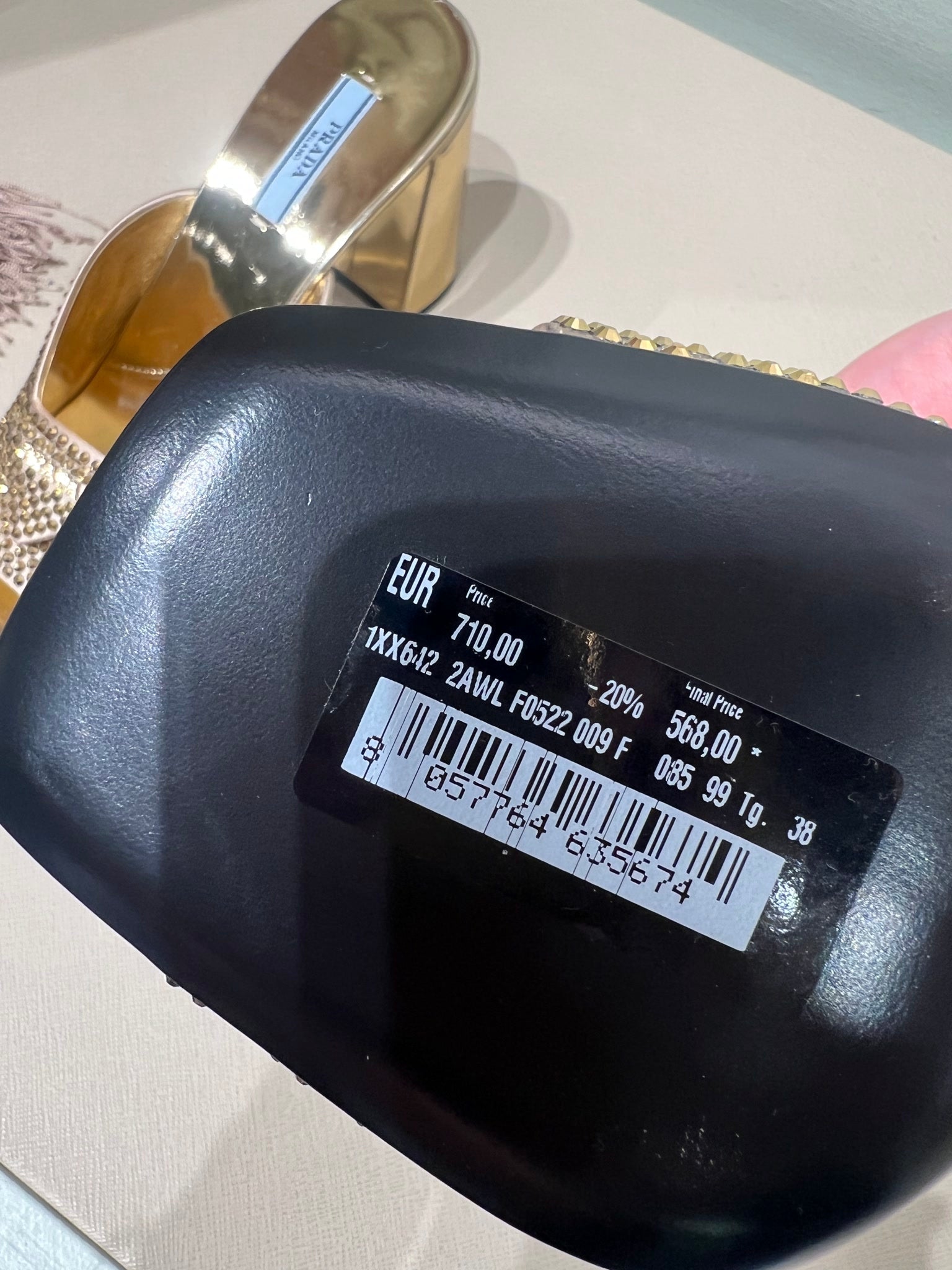 Prada Damskie klapki złotePrada