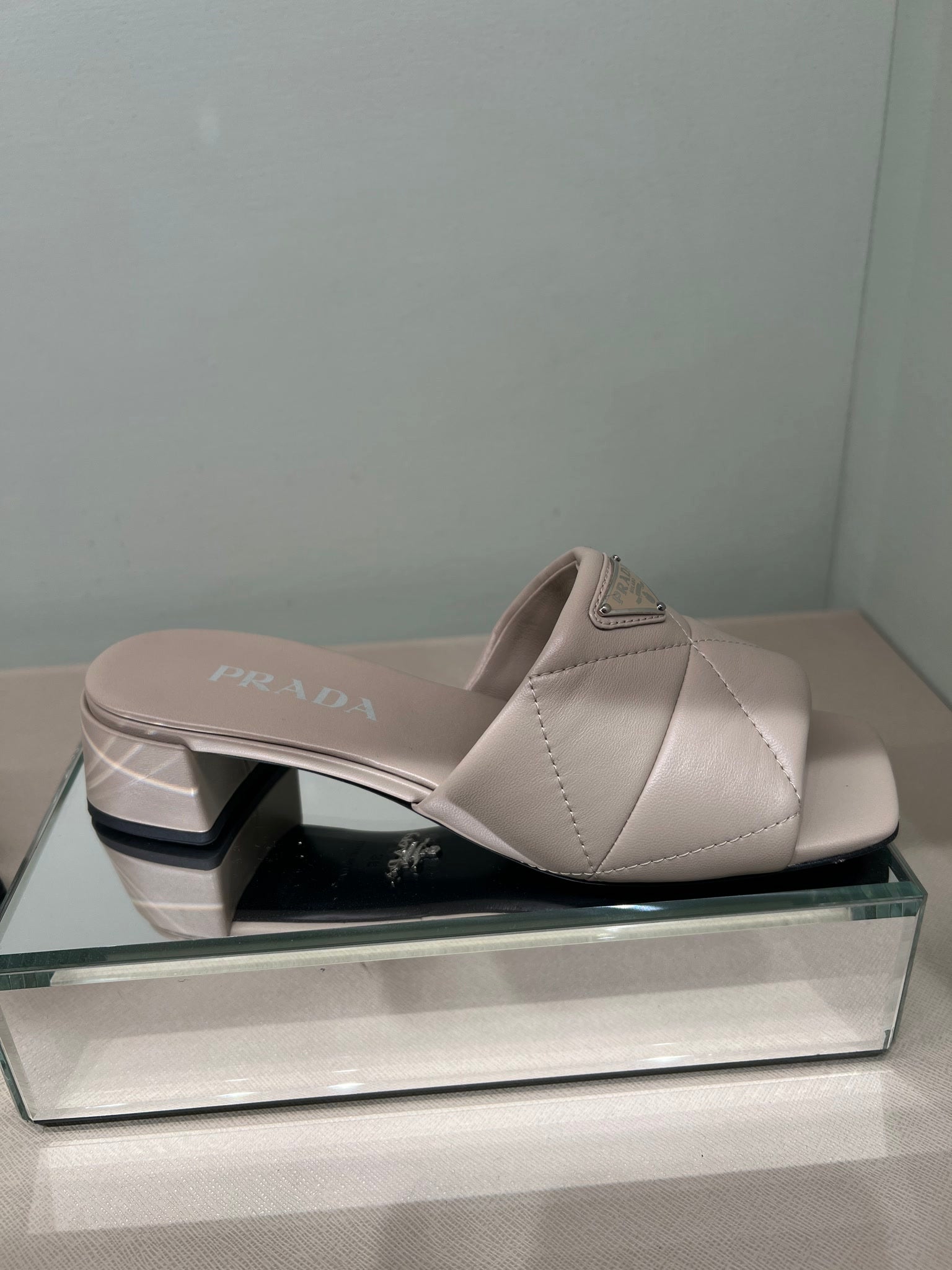 Prada Damskie obuwie 38 F0F24Prada