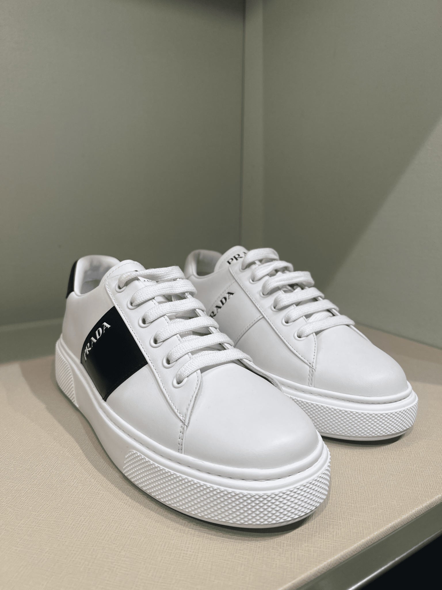 Prada Damskie sneakersy 30N8 F0964Prada