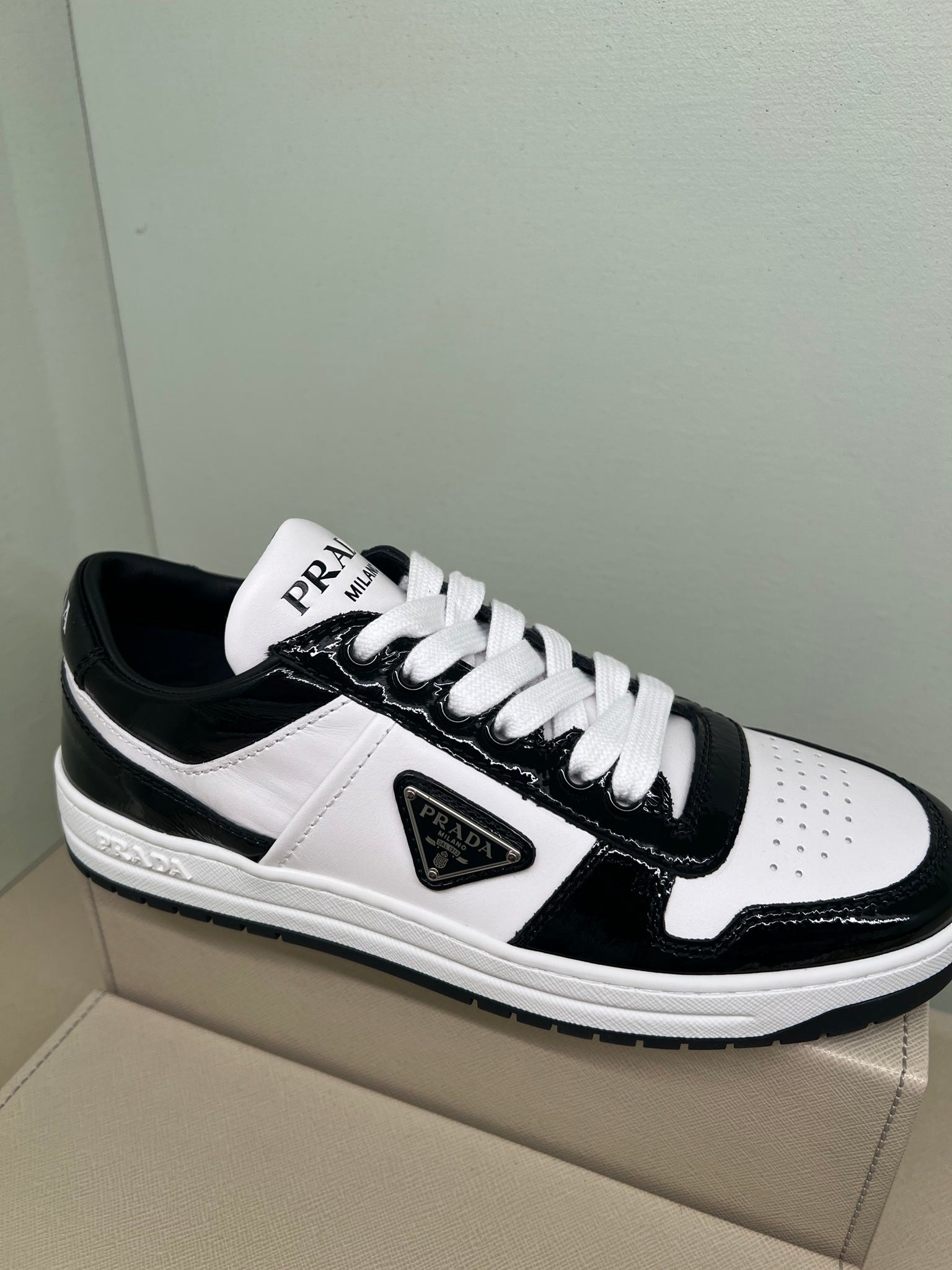 Prada Damskie sneakersy 3LQB F0964 006 FPrada