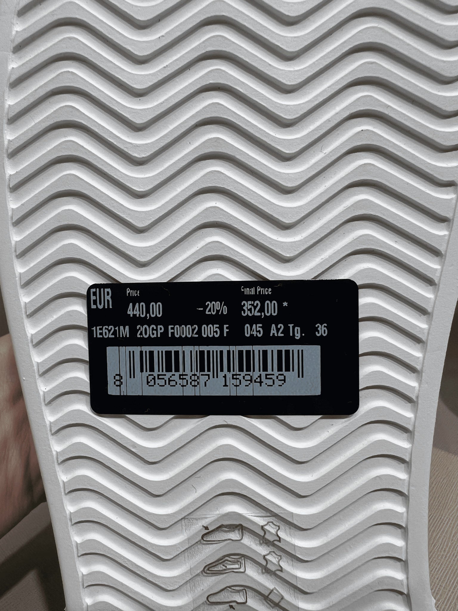 Prada Damskie sneakersy czarne skórzanePrada