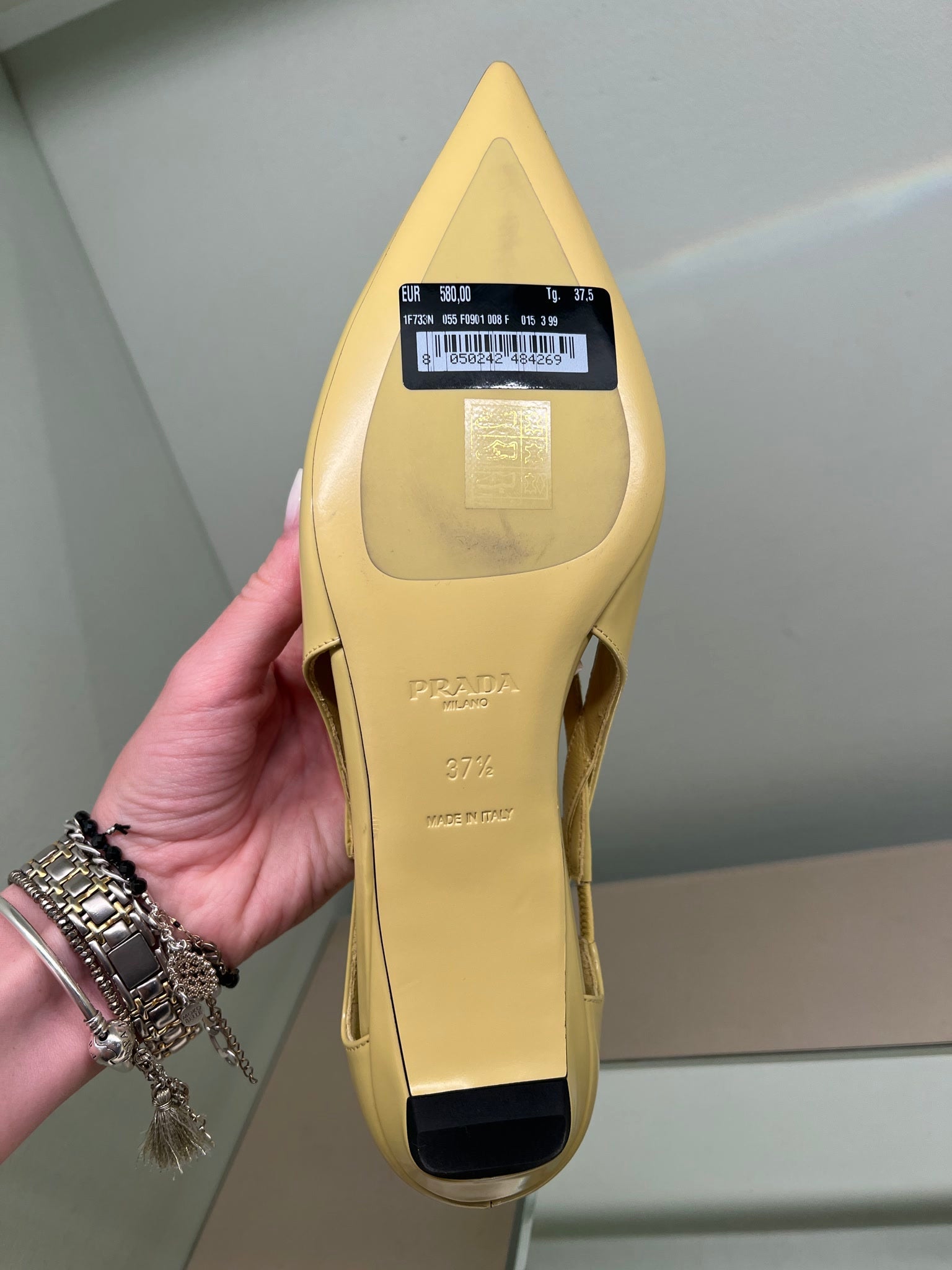 Prada Damskie szpilki beżowe skóraPrada