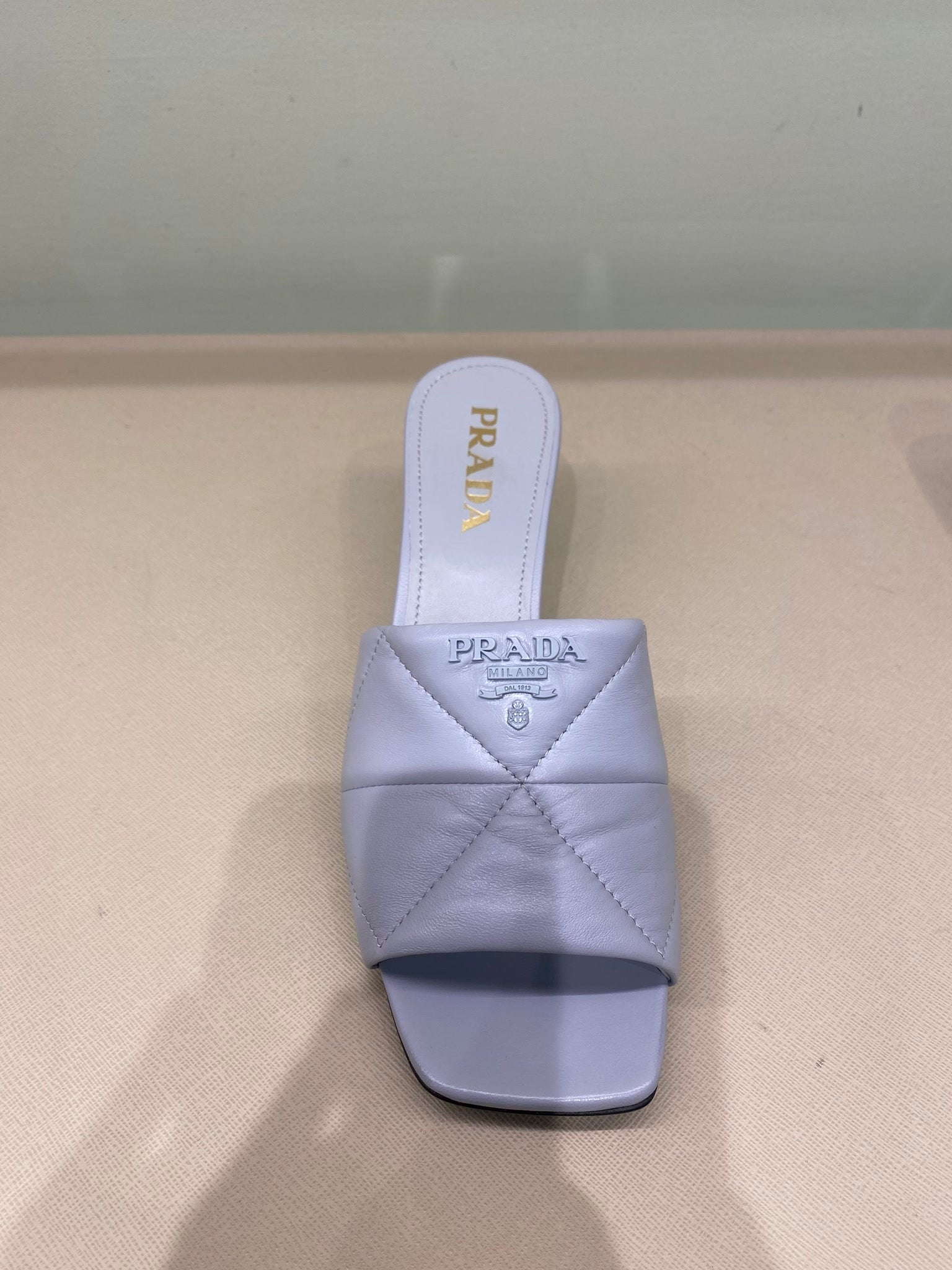 Prada Damskie szpilki czarne skórzanePrada