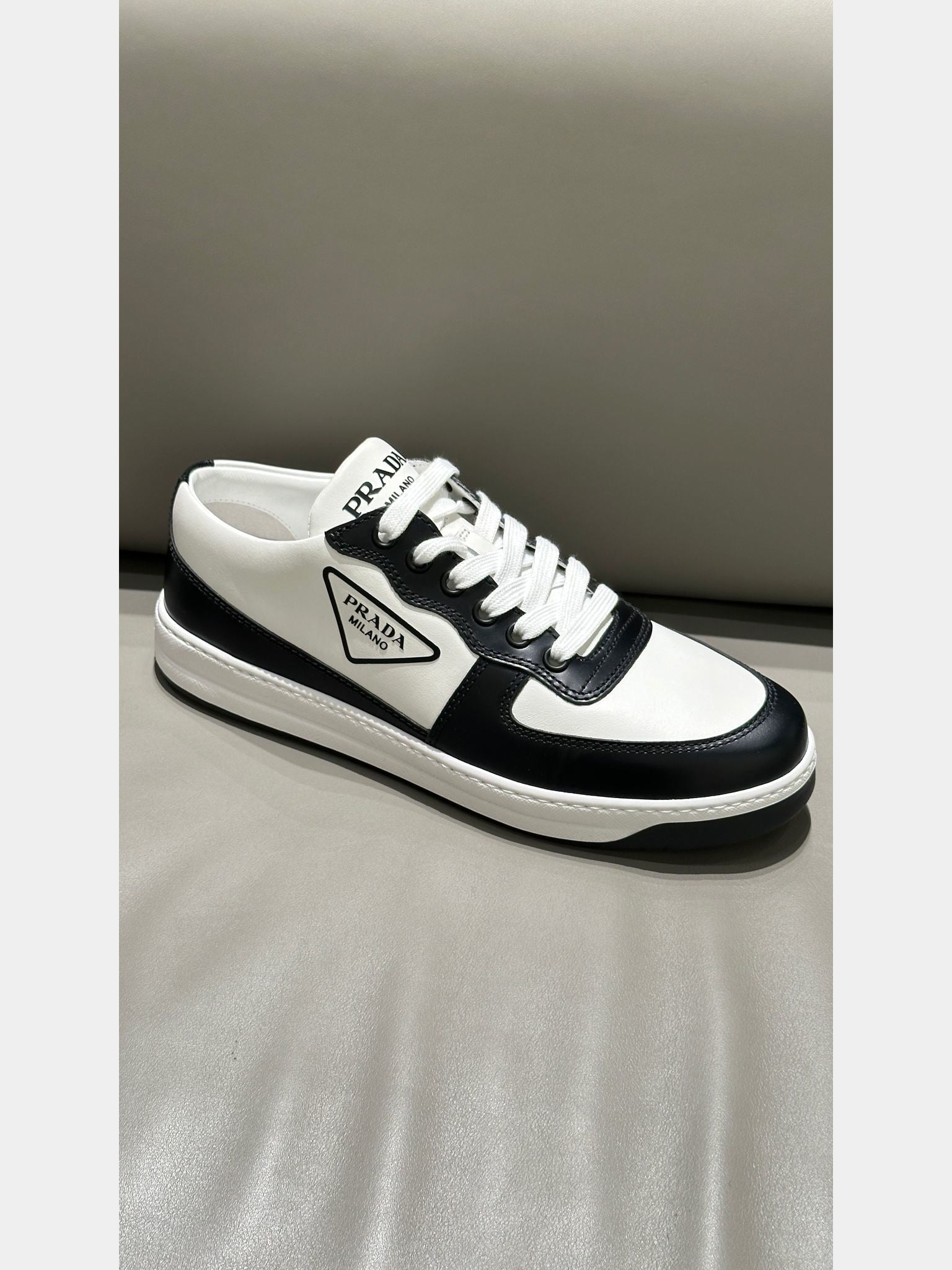 Prada Sneakers black and whitePrada