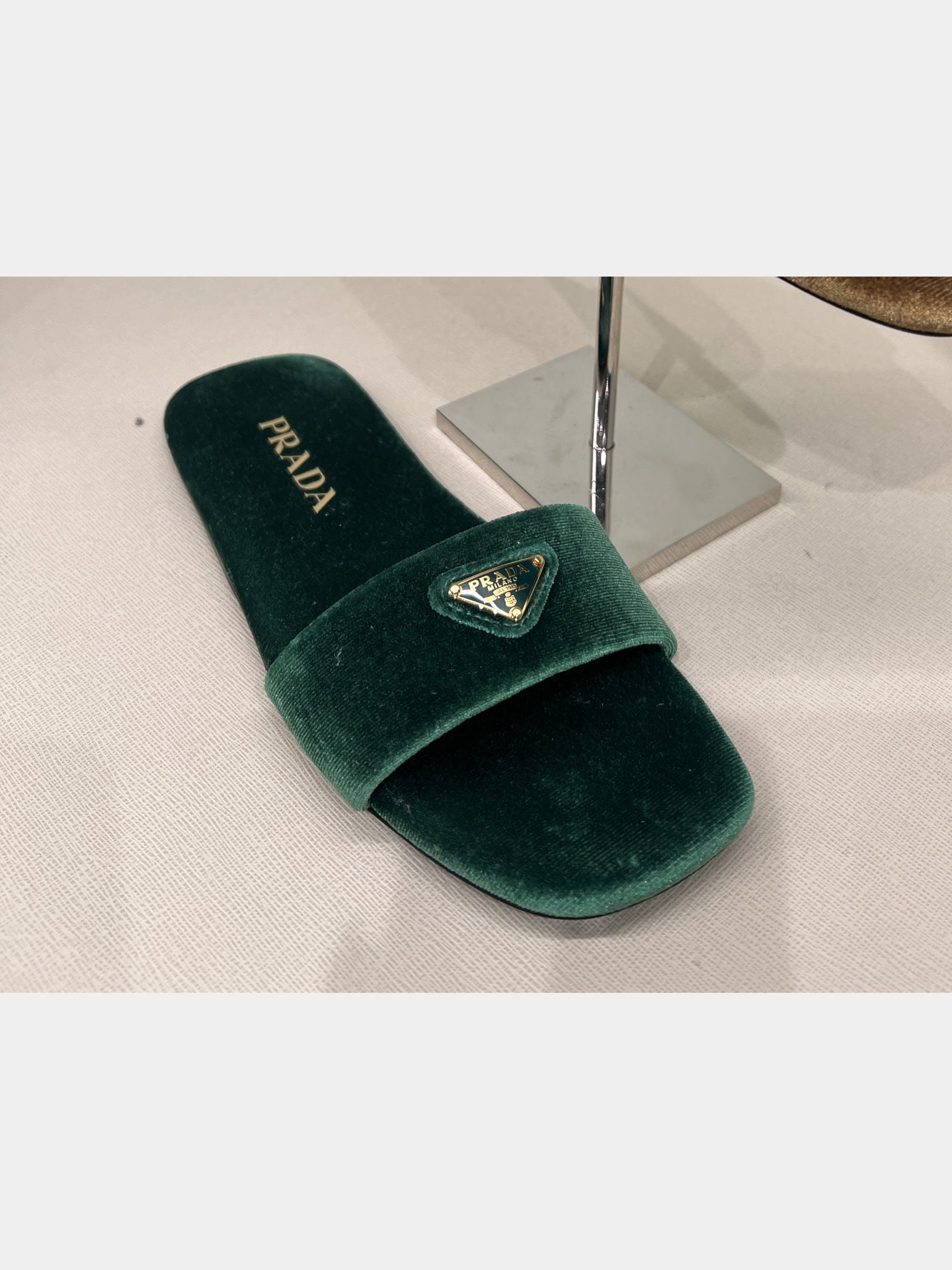 Prada triangle - logo velvet slides greenPrada