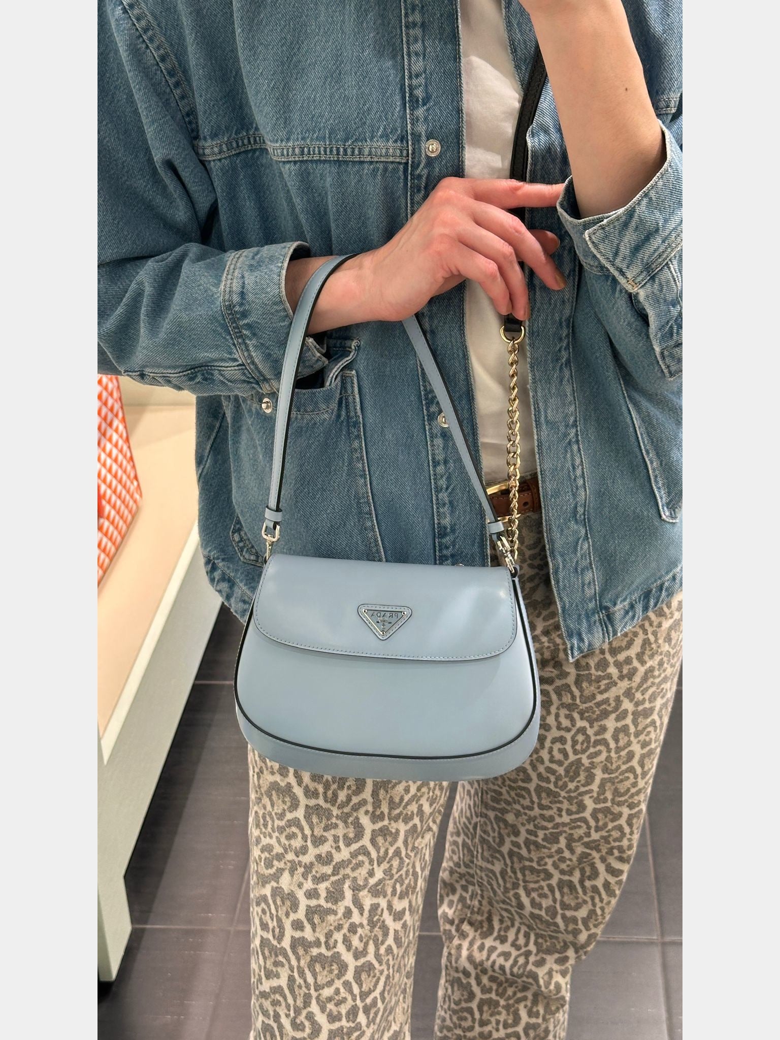 Prada Z06 F02TG 001 VPrada