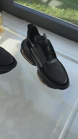 Low Top Lace Up