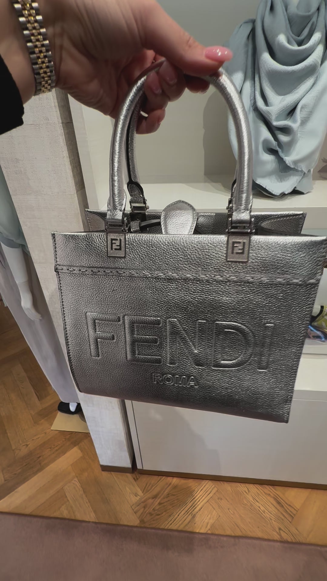 Fendi Arancio + Palladio
