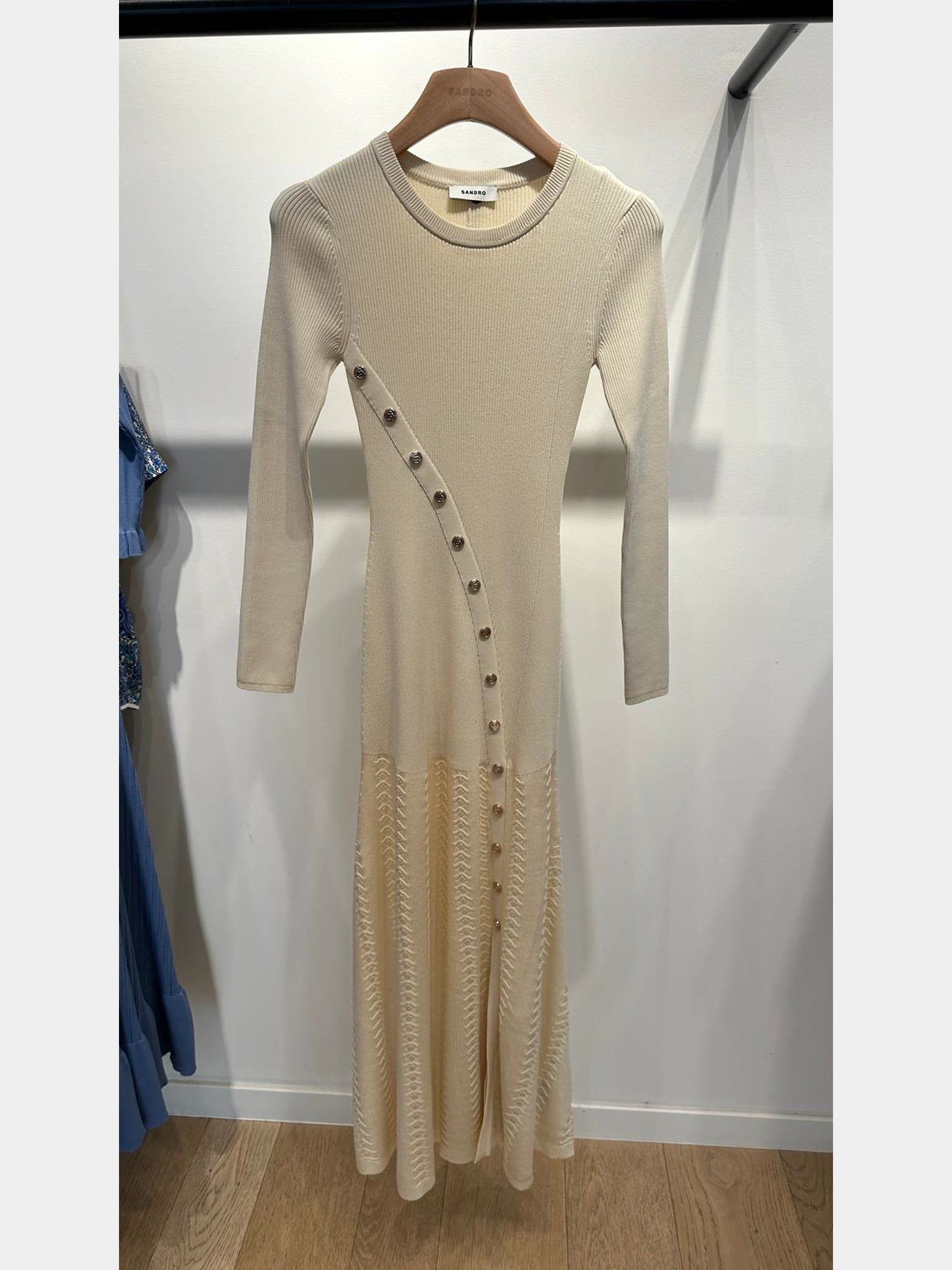 Sandro E241garedSandro