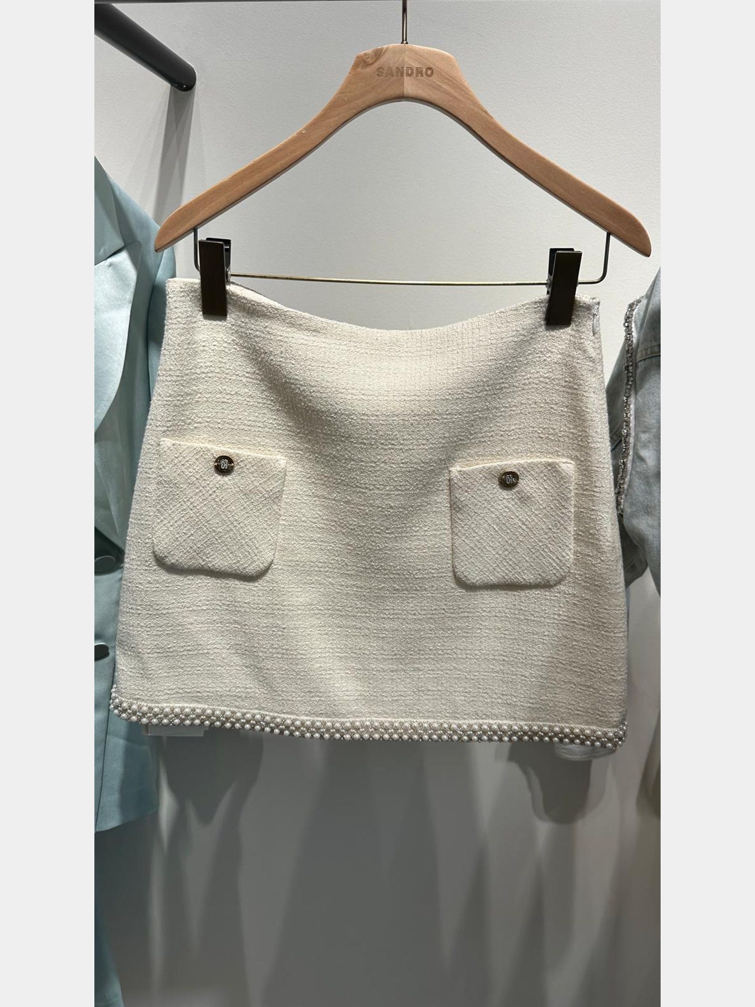 Sandro E24vayieSandro