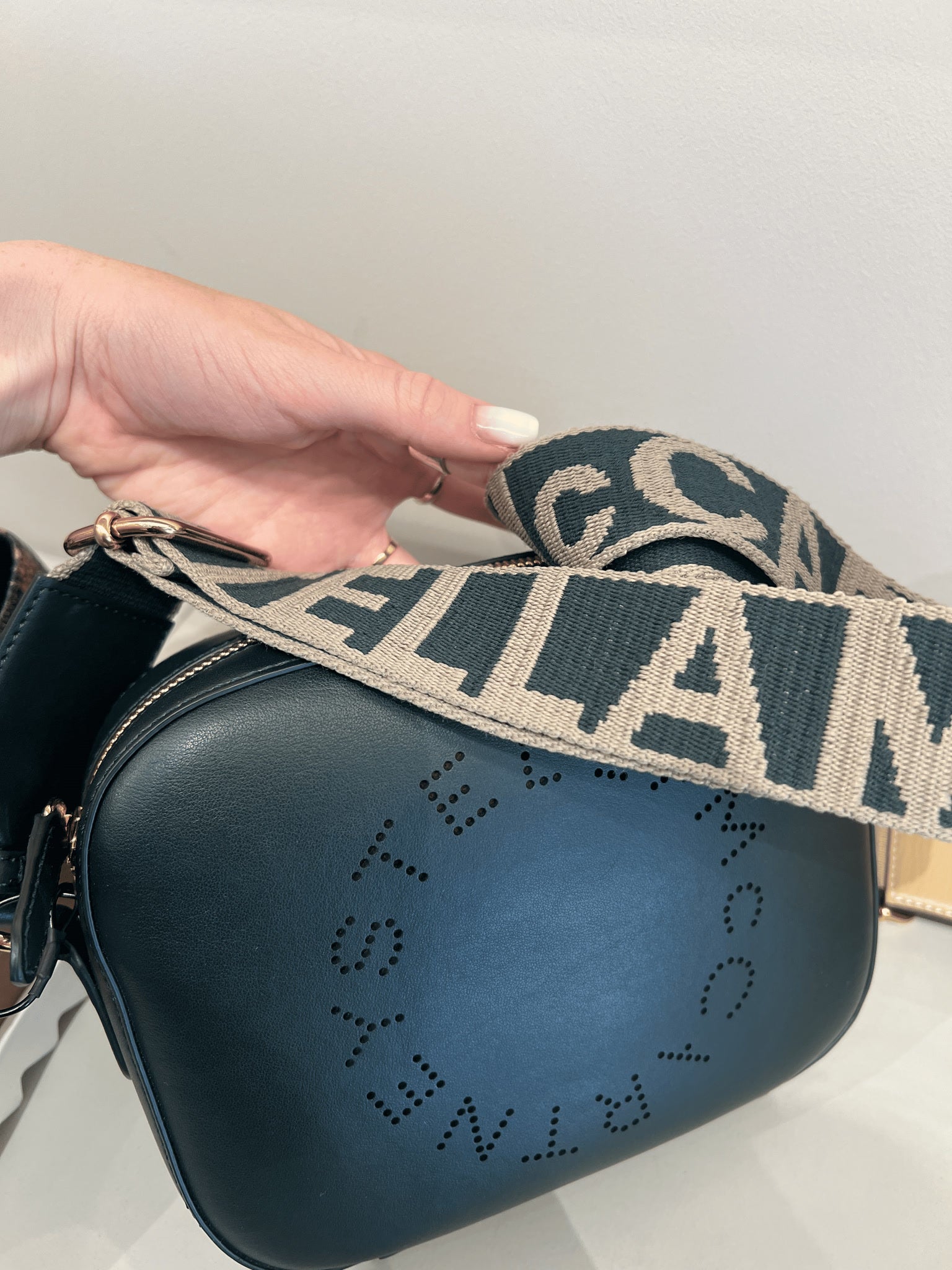 Stella McCartney Damska torebka Camera czarnaStella Mccartney