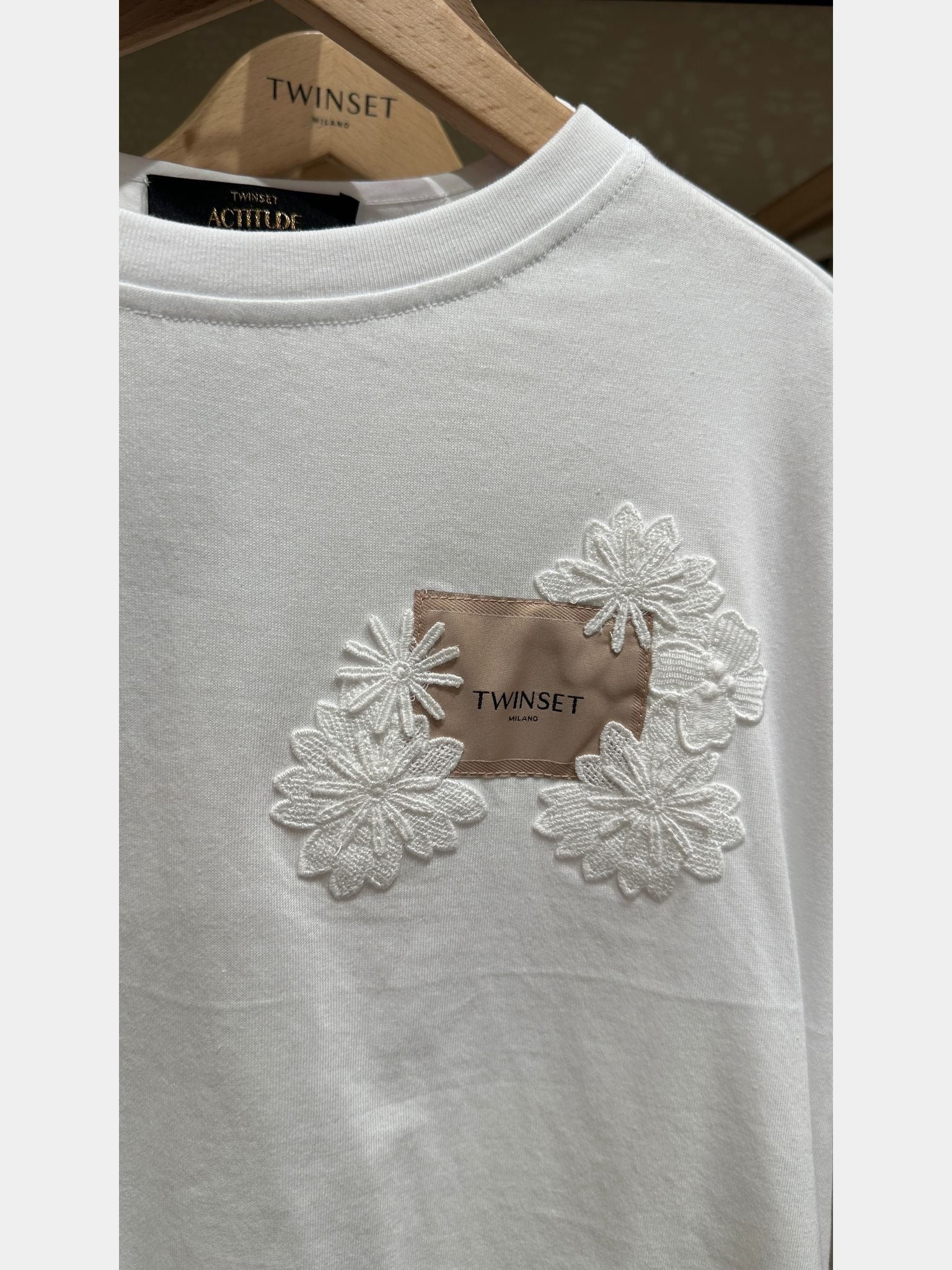 Twinset T-Shirt Ricamo Oval FlorealTwinset