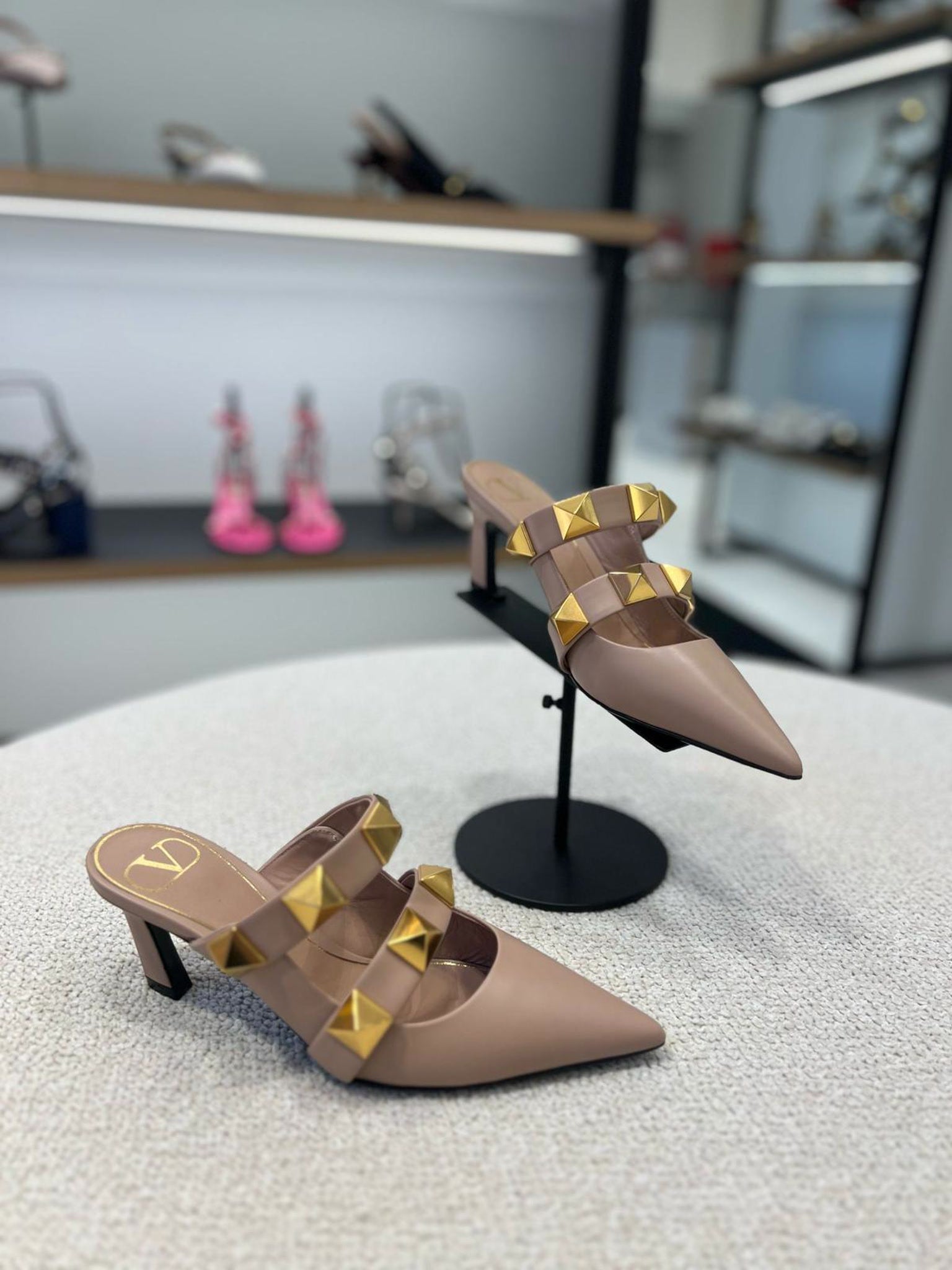 Valentino Damskie Mule Rose Cannelle Roman Stud In Calfskin ZW2S0BM6KET0F9Valentino