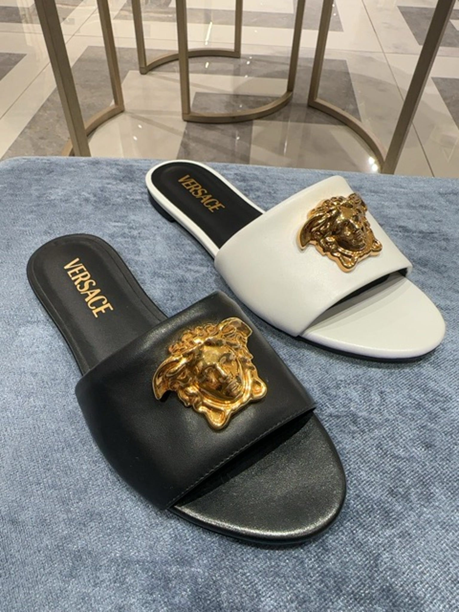 Versace Shoes Vitello blackVersace