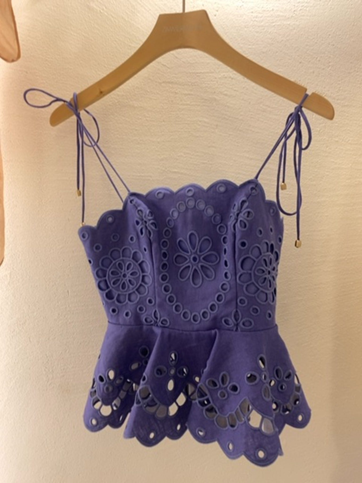 ZIMMERMANN Damski Top Haftowany Niebieski Pop Embroidered Scallop TopZimmermann