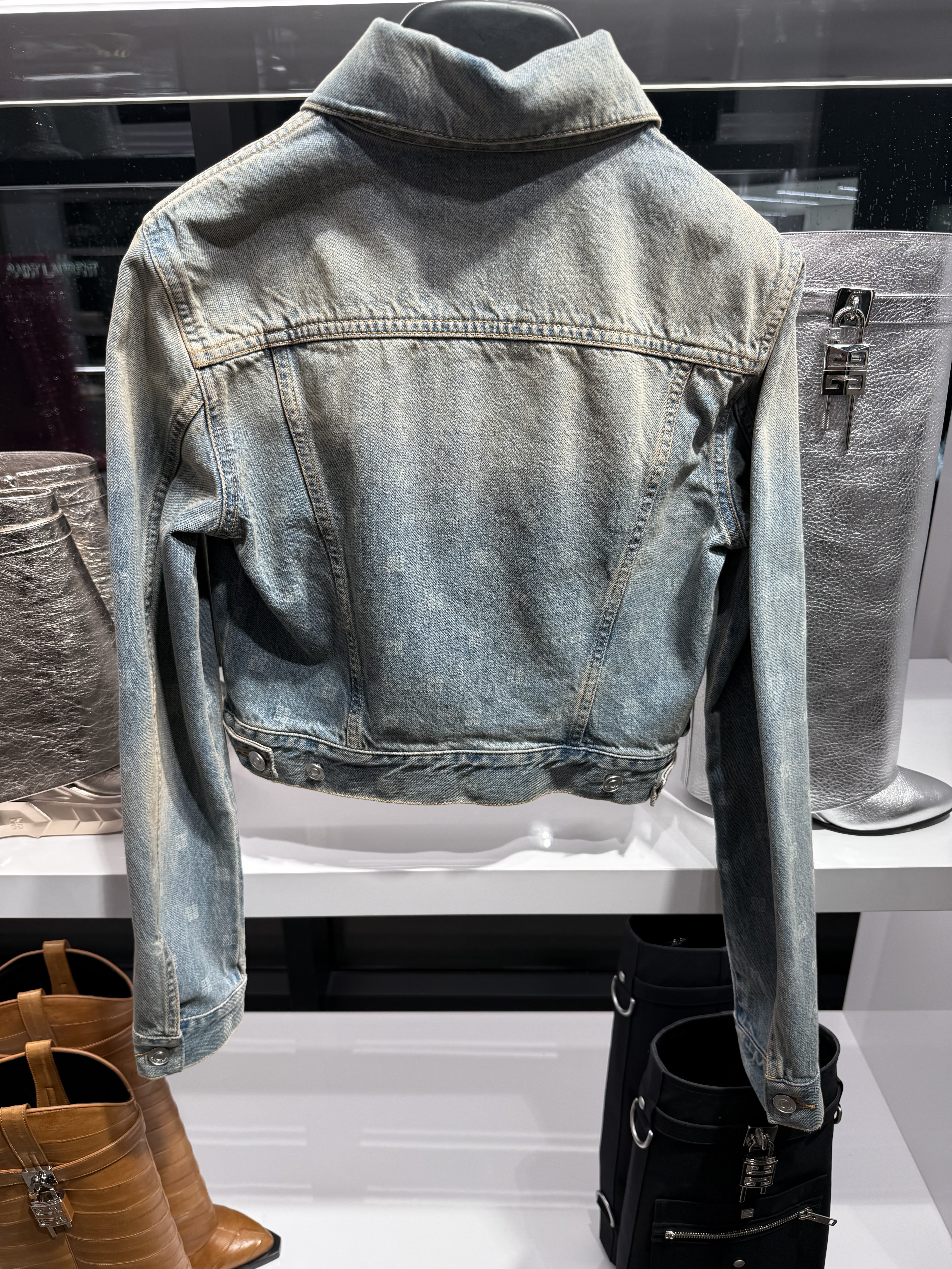 Givenchy Cropped Fitted Jacket