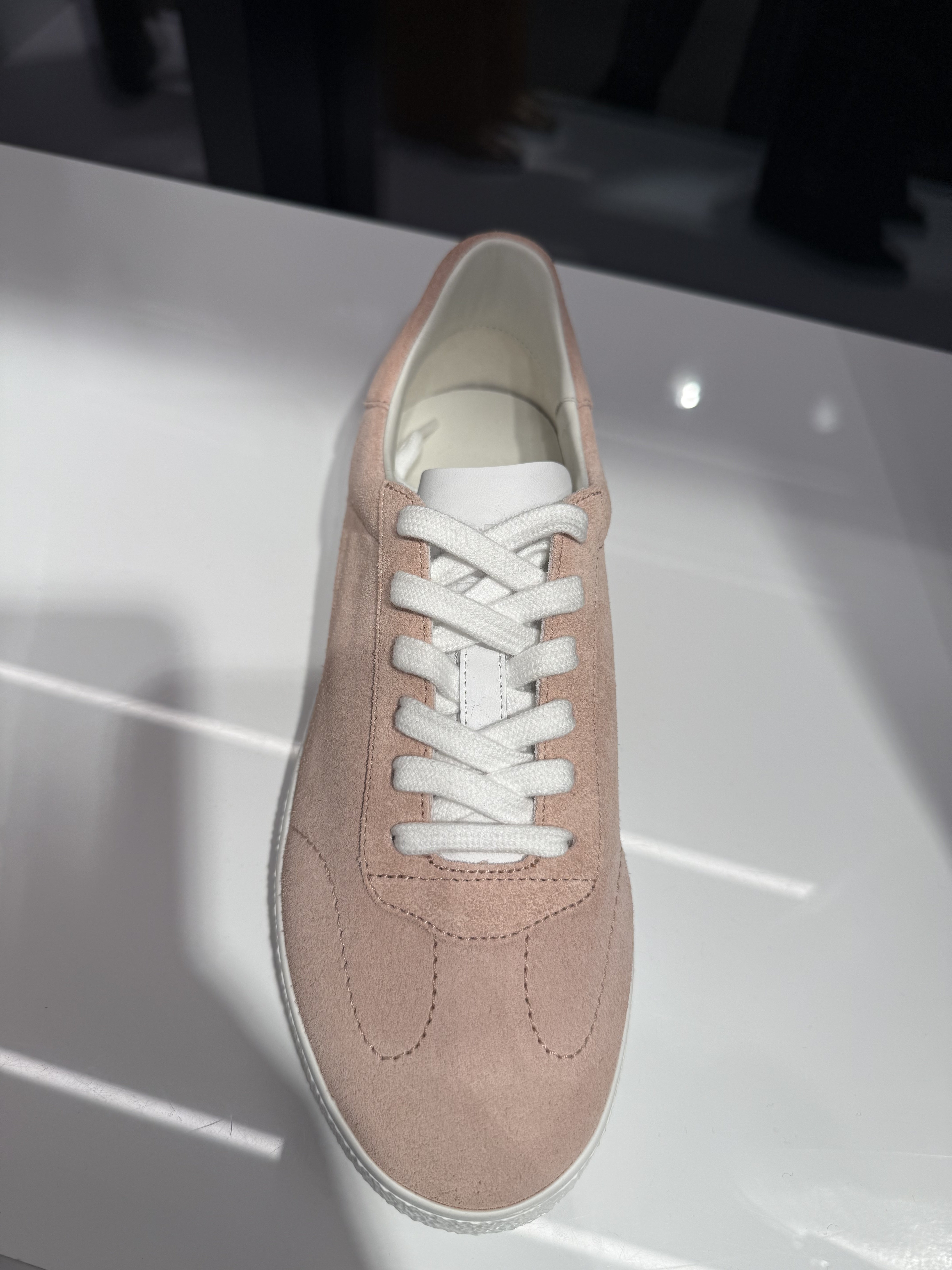 Givenchy Old Pink Town Low Top Sneakers