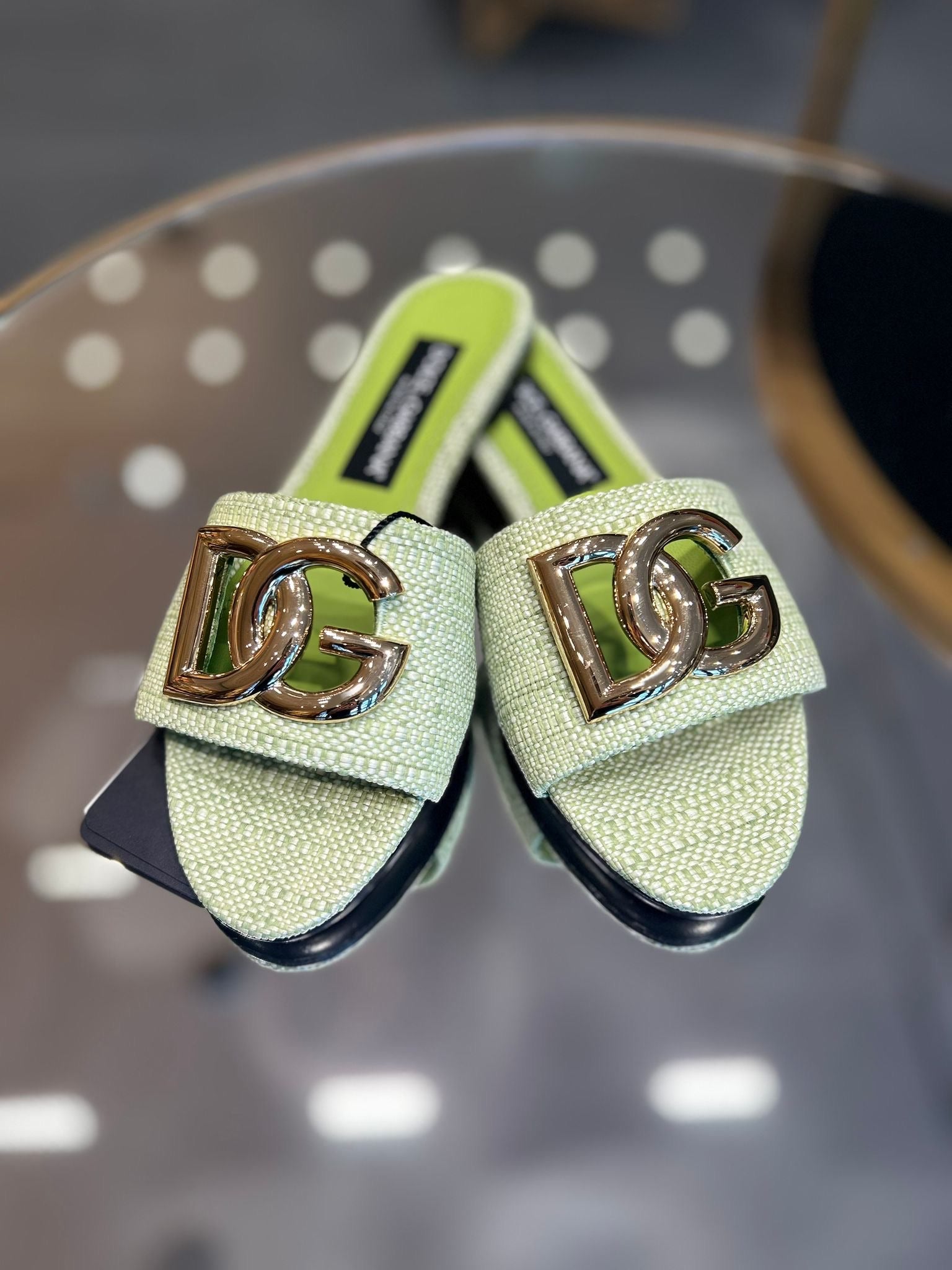 Dolce & Gabbana Damskie klapki jasnozielone