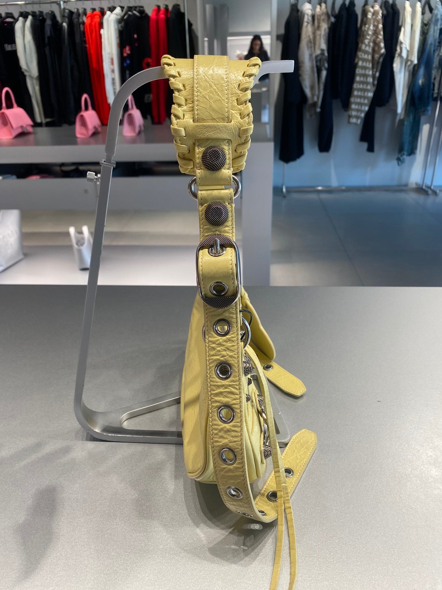 Balenciaga Damska torebka na ramię Butter YellowBalenciaga