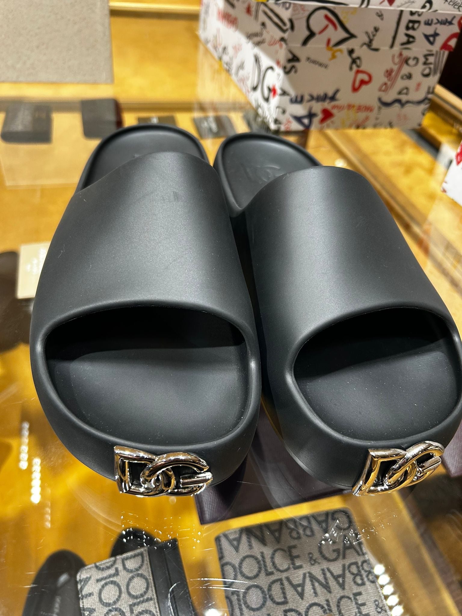 Dolce & Gabbana Damskie klapki czarne SlidesDolce & Gabbana
