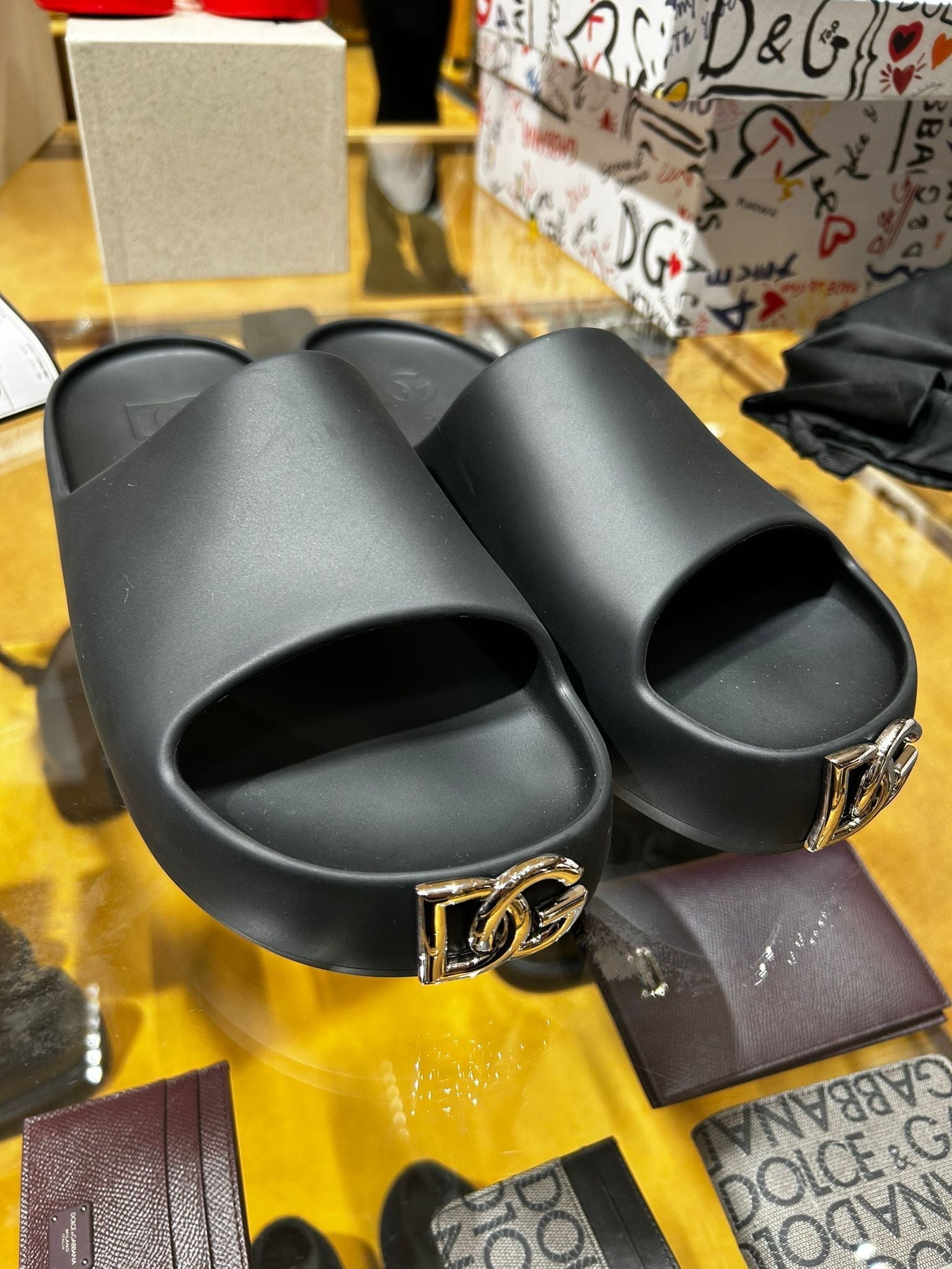Dolce & Gabbana Damskie klapki czarne SlidesDolce & Gabbana
