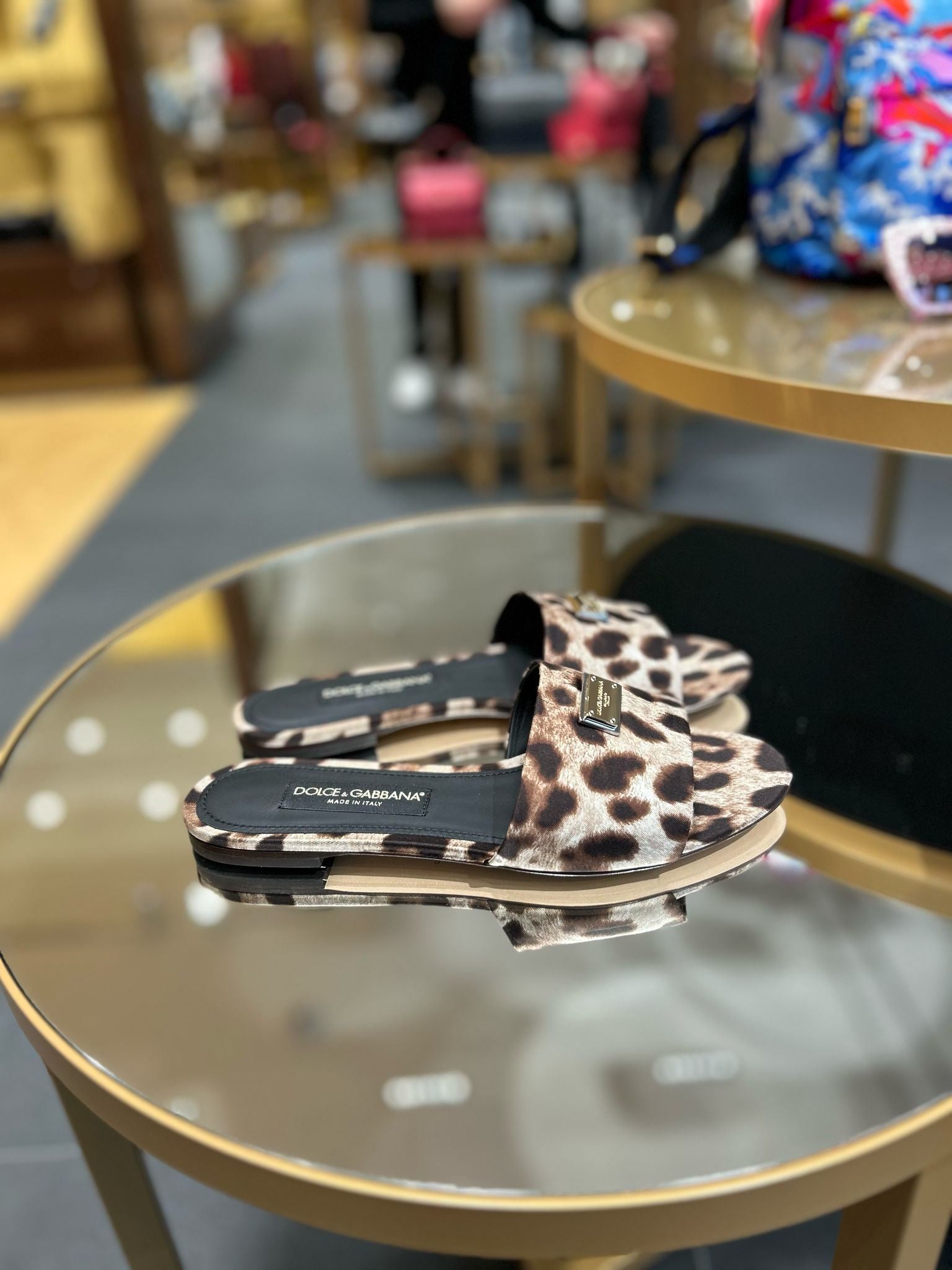Dolce & Gabbana Flat LinesDolce & Gabbana