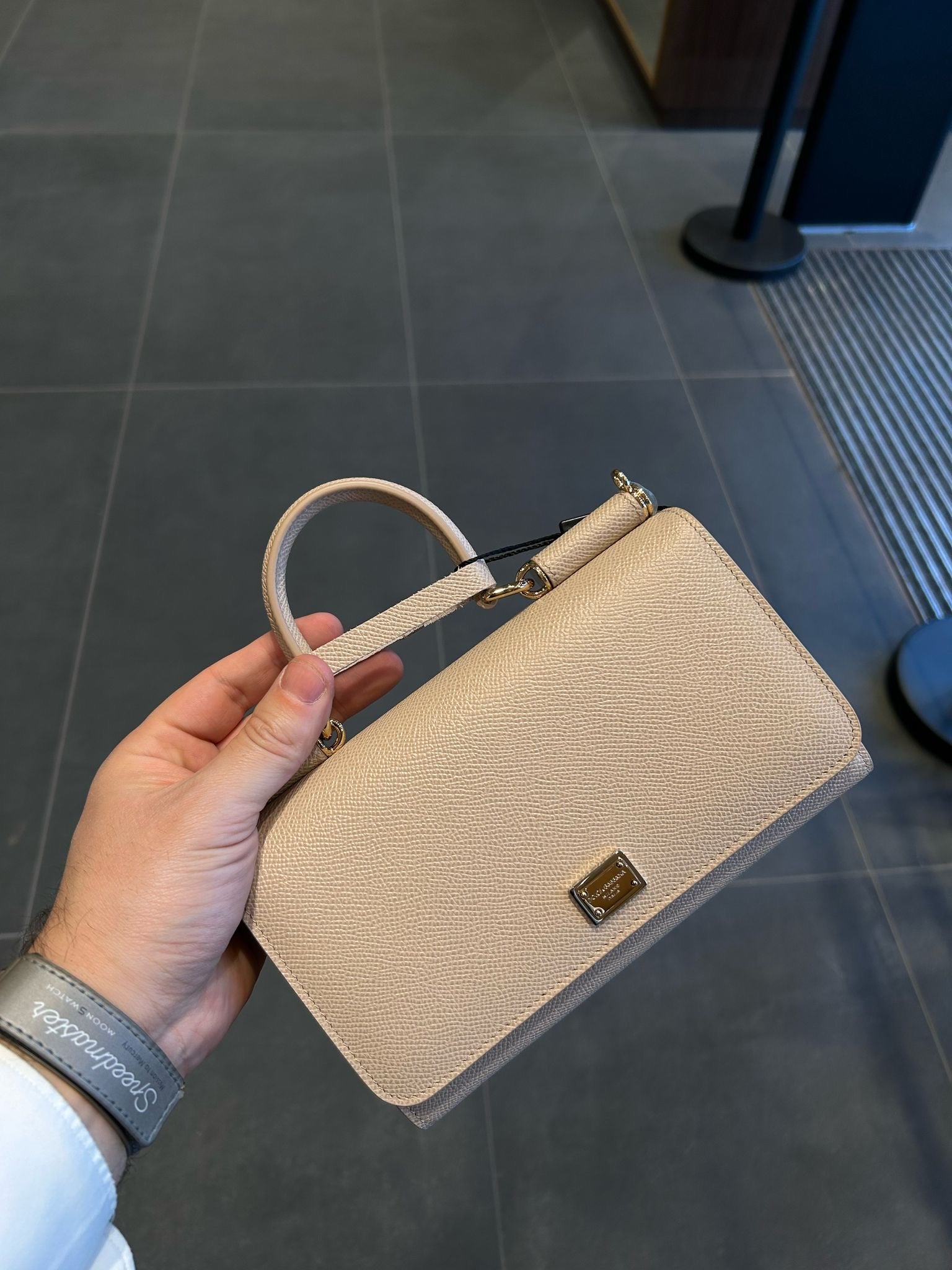 Dolce & Gabbana Phone Bag BeigeDolce & Gabbana