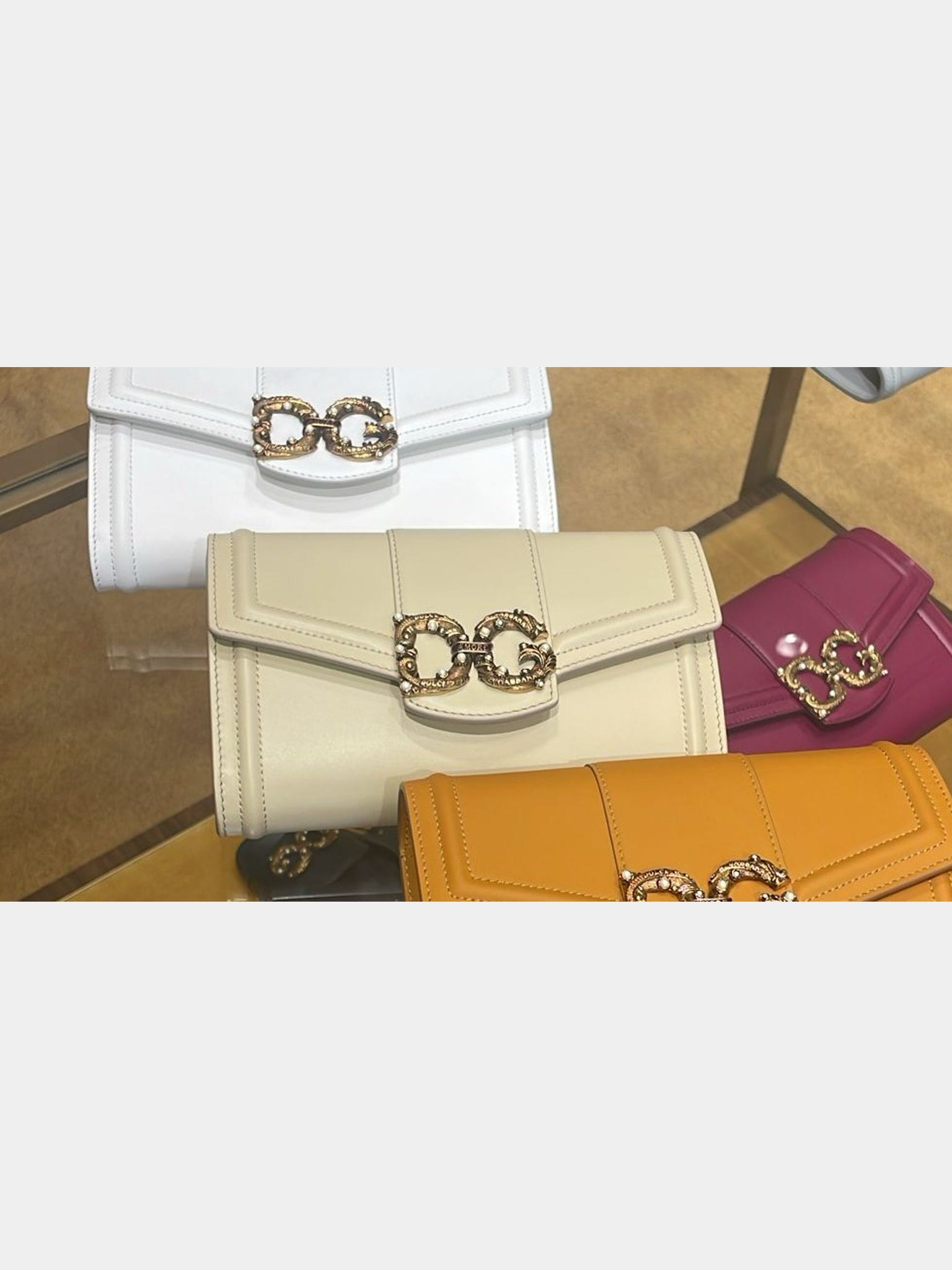 Dolce & Gabbana T.Morbido + DG Amore Wallet BagDolce & Gabbana