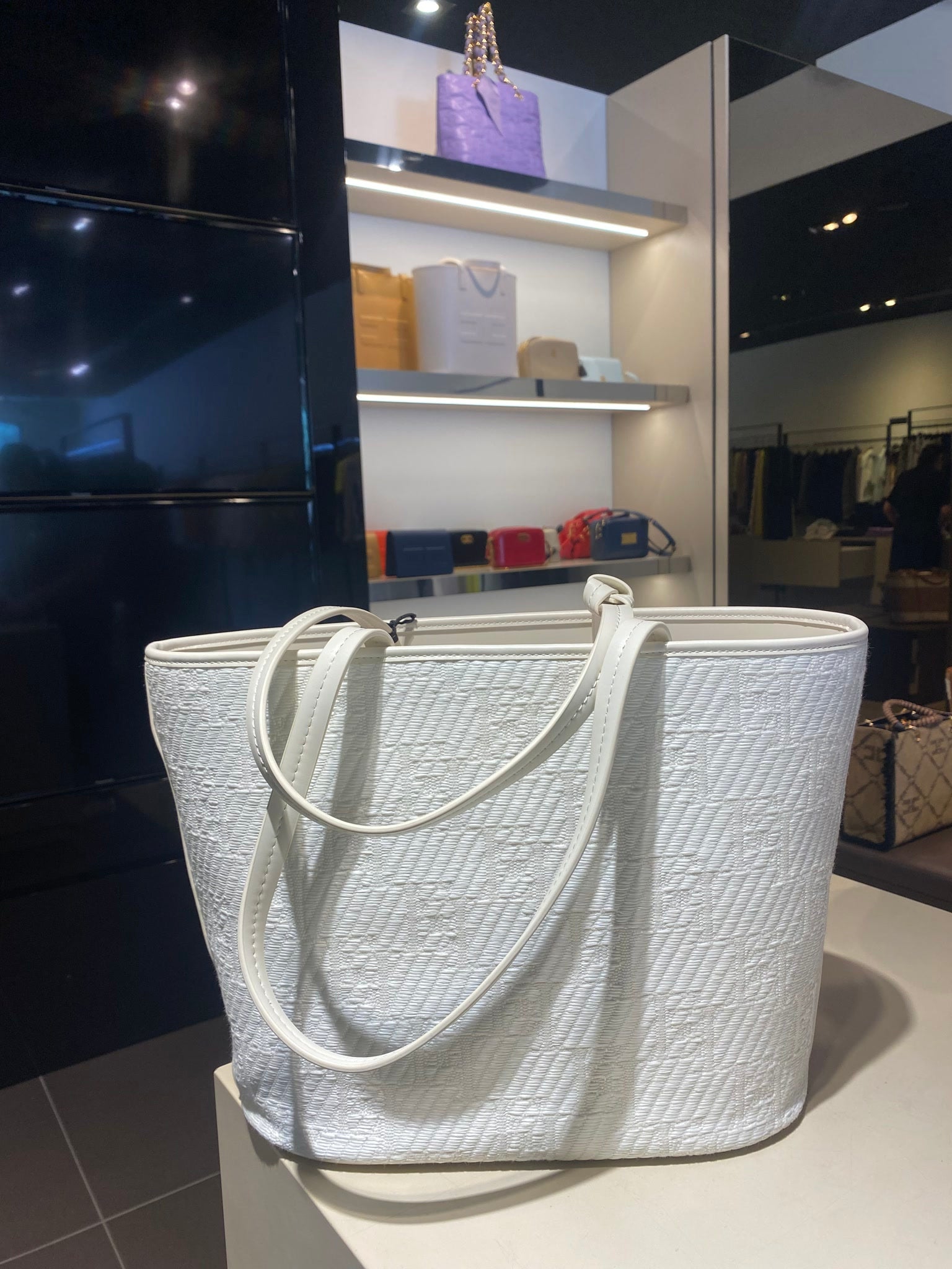 Elisabetta Franchi Damska bluzka AvorioElisabetta Franchi